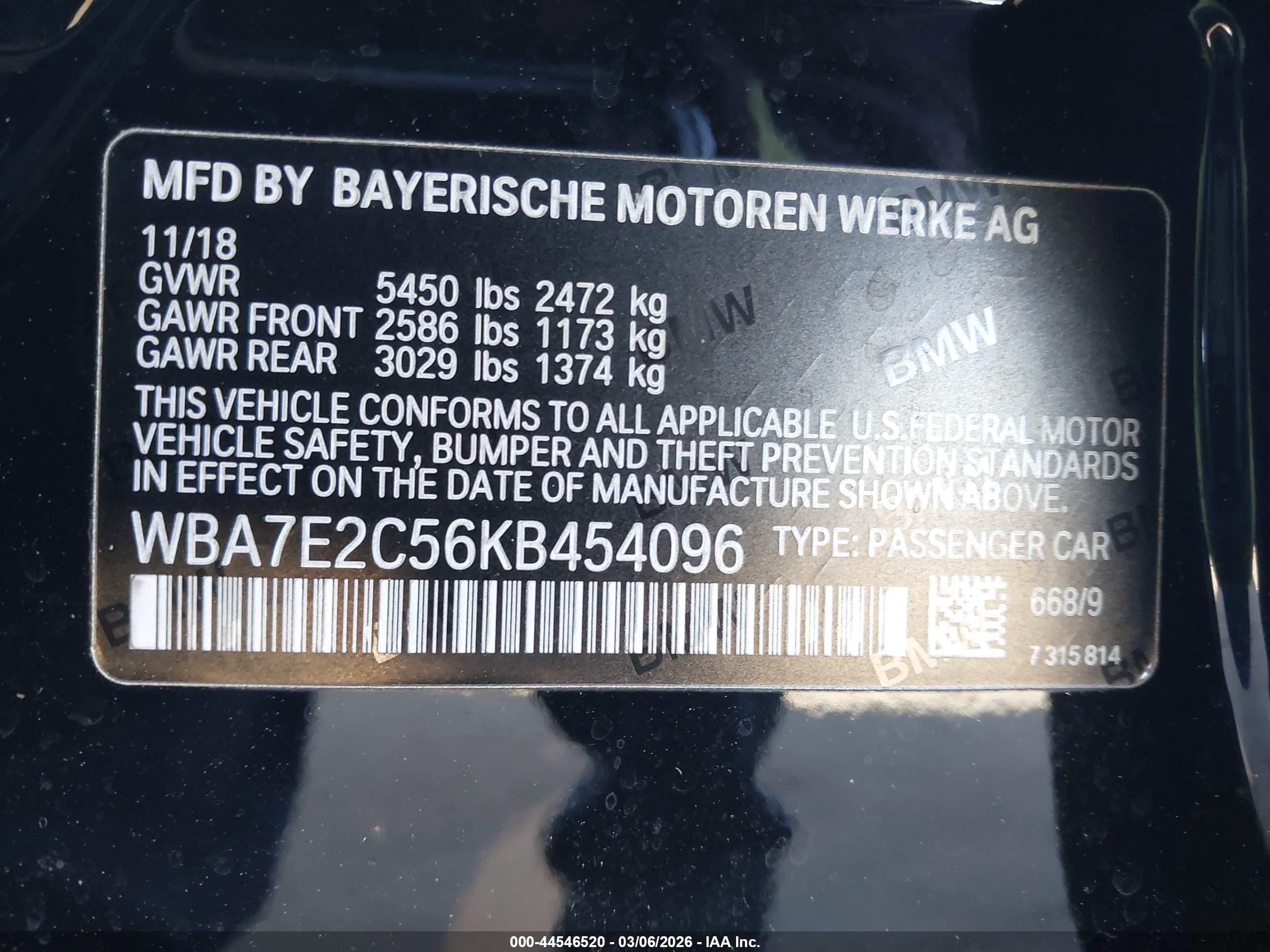 BMW 740I image 9