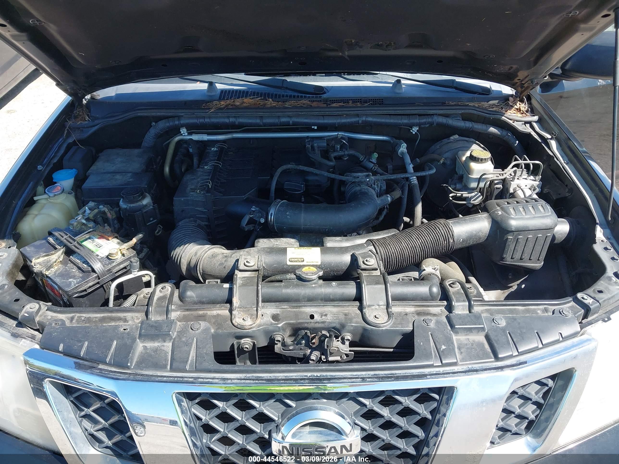 NISSAN FRONTIER image 10