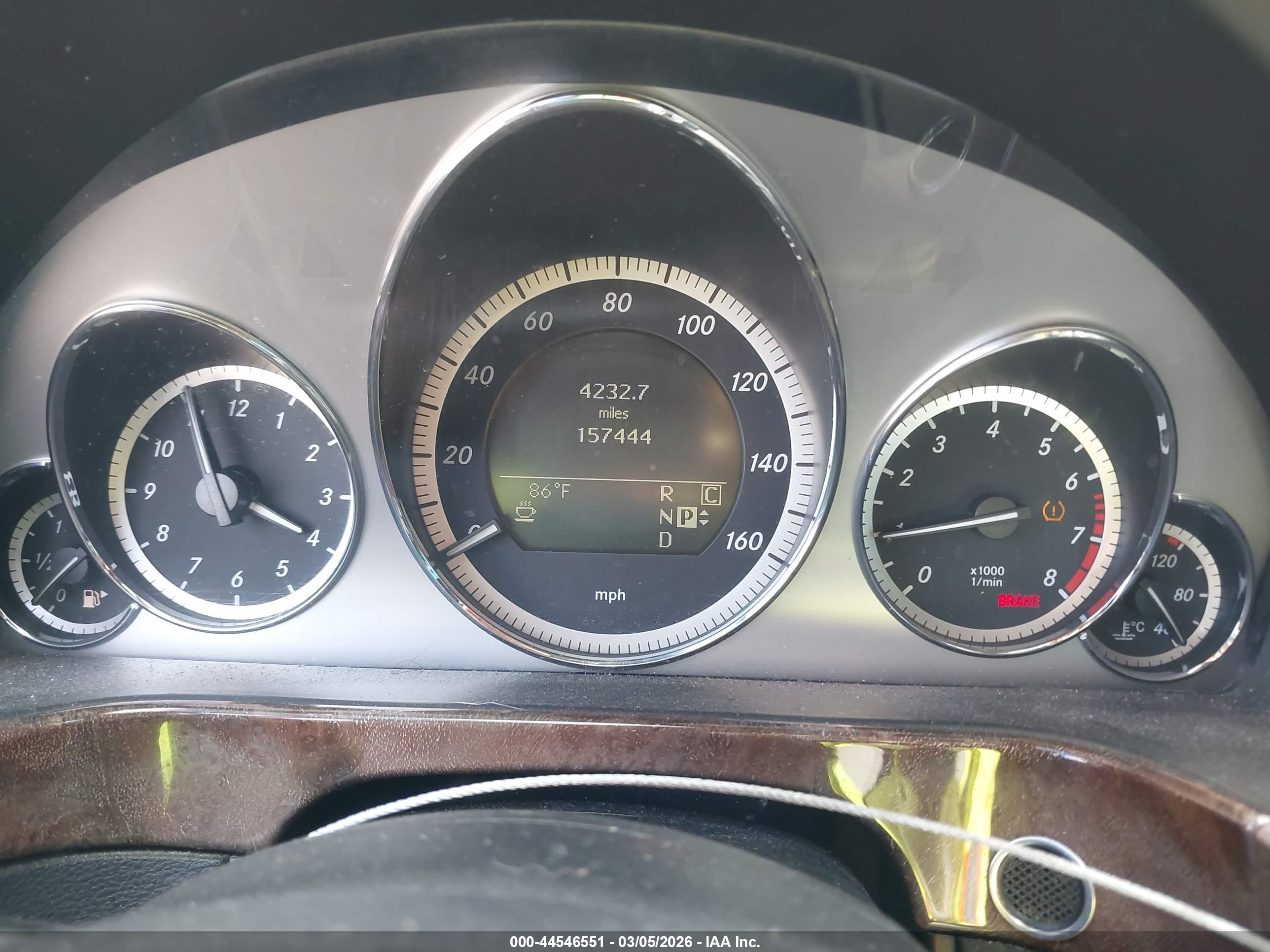 MERCEDES-BENZ E image 7