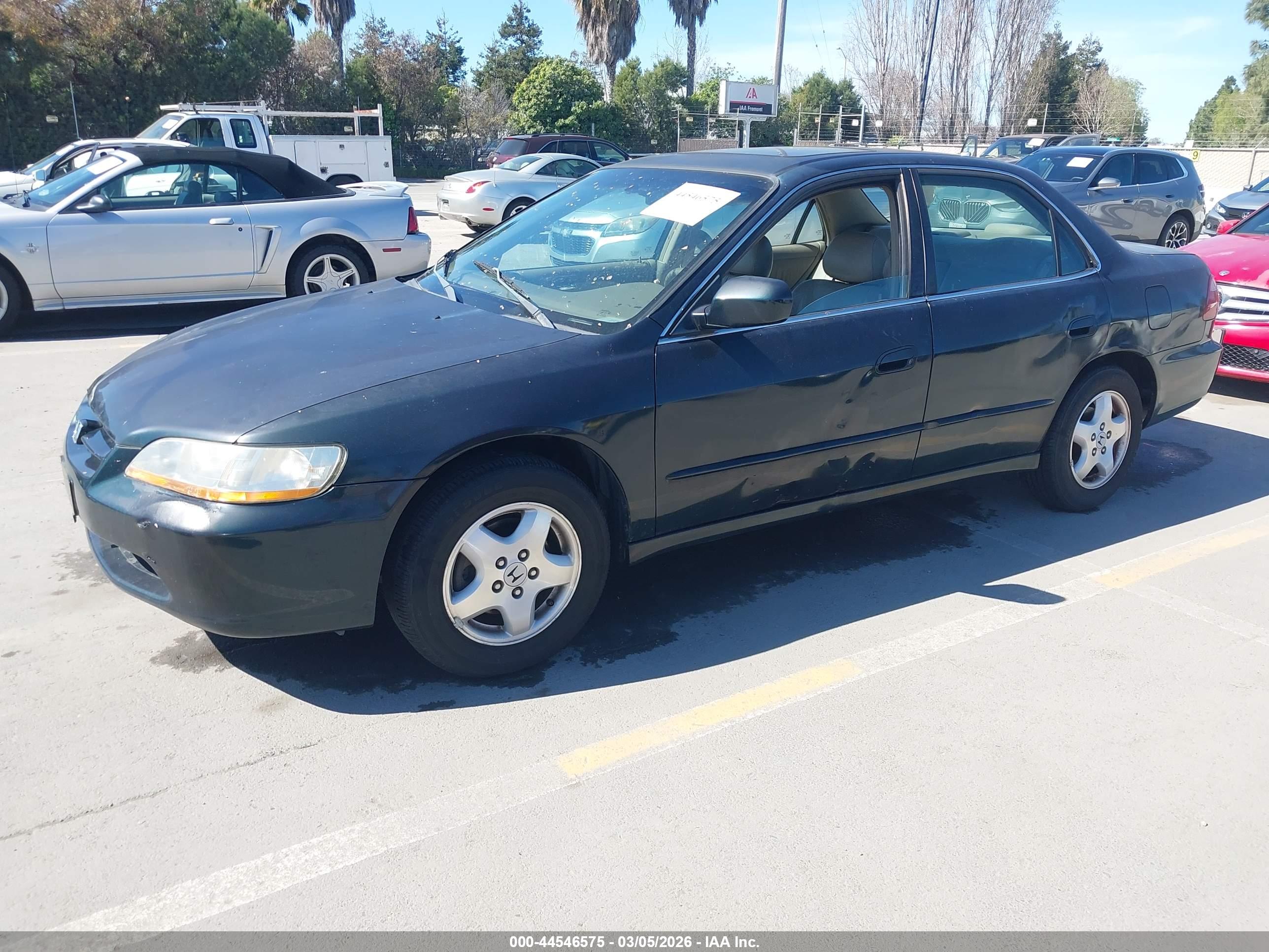 HONDA ACCORD image 2