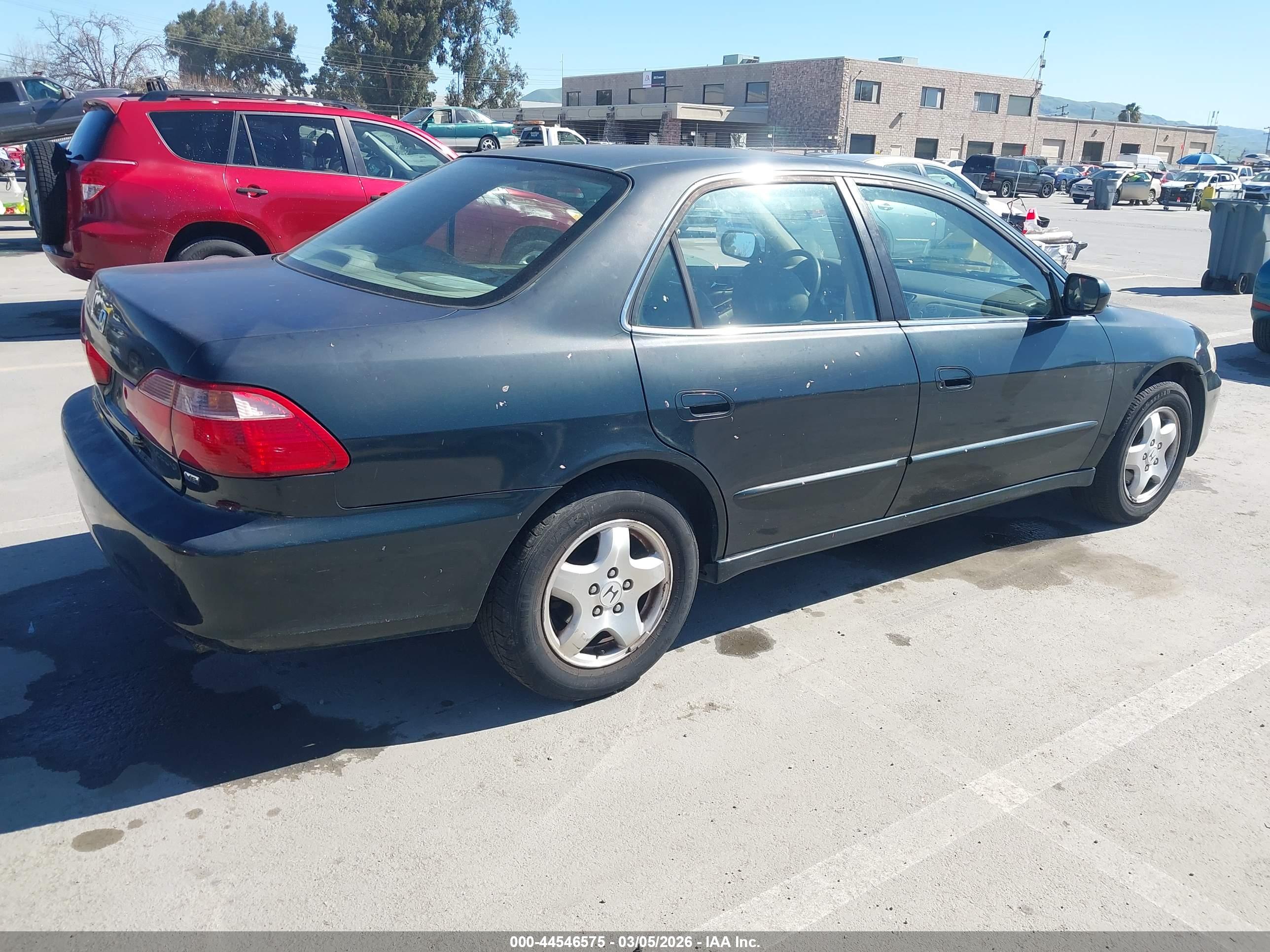 HONDA ACCORD image 4