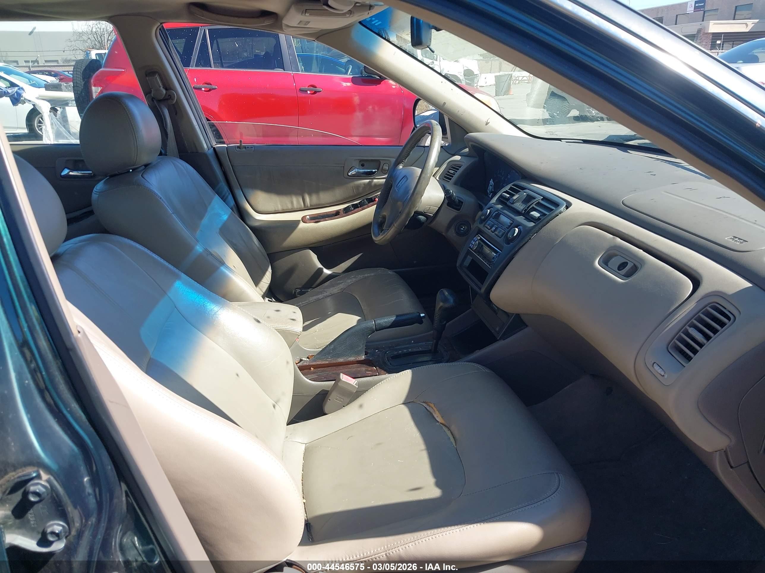 HONDA ACCORD image 5
