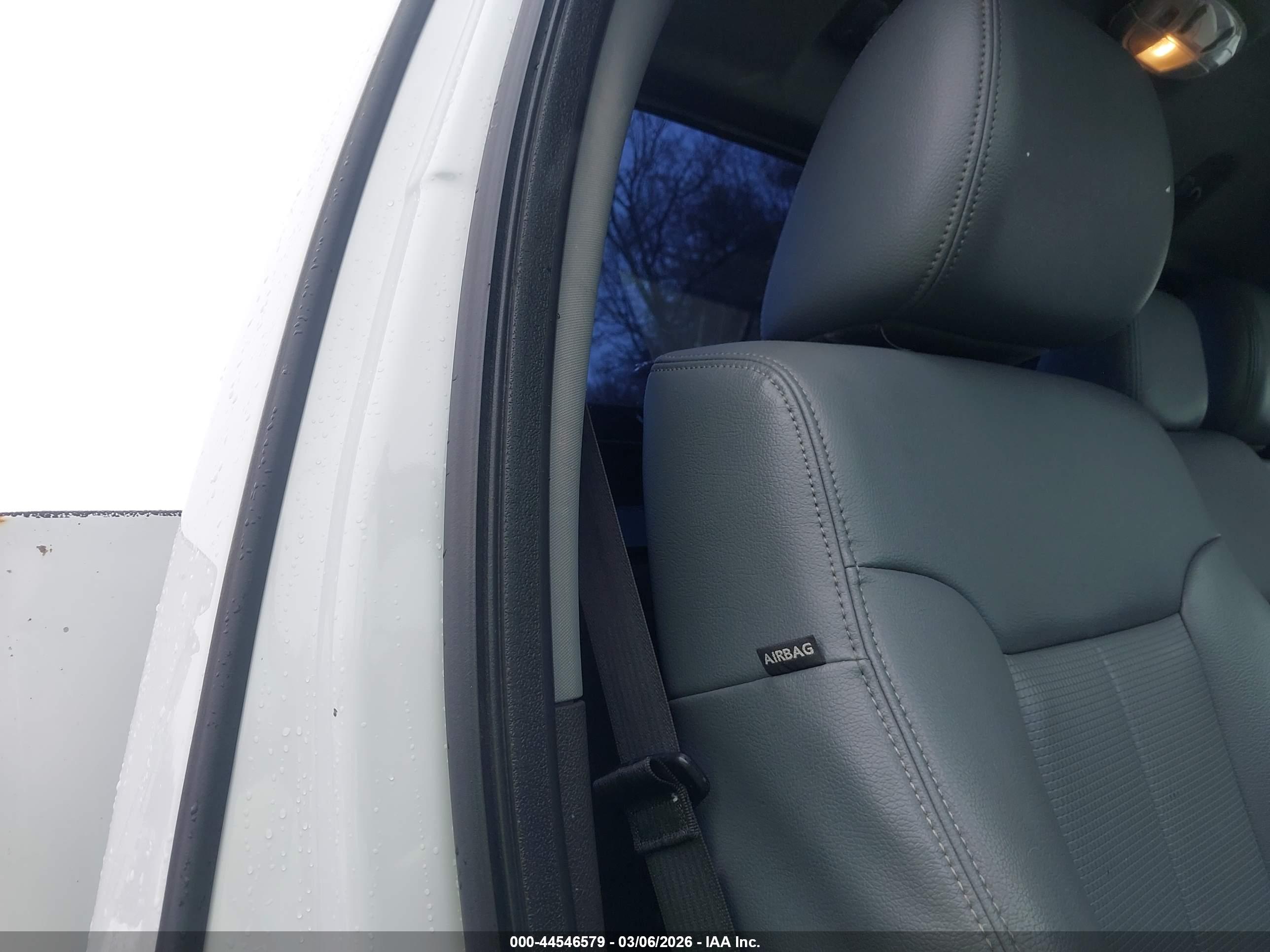 FORD F-350 image 8