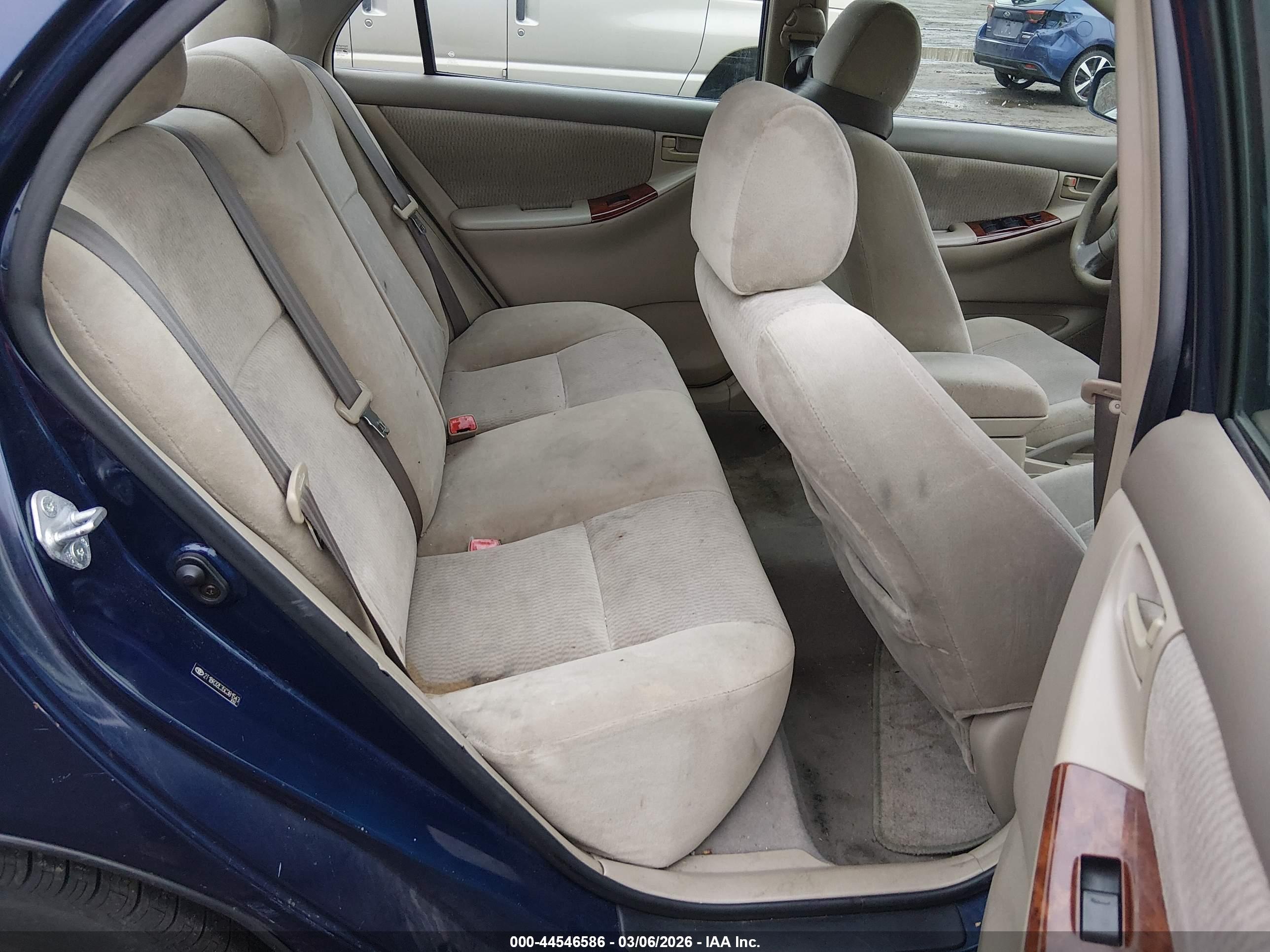TOYOTA COROLLA image 8