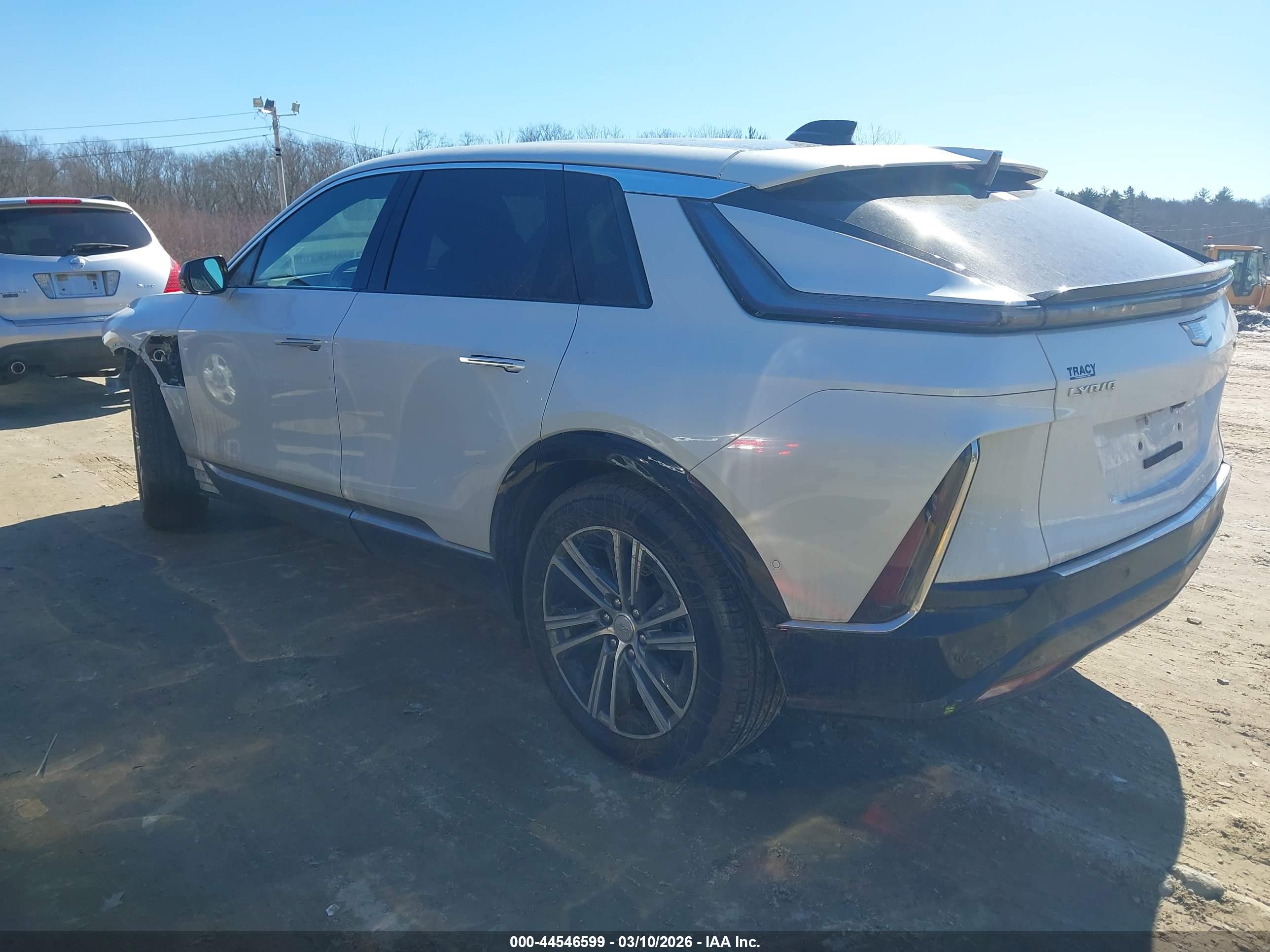 CADILLAC LYRIQ image 3