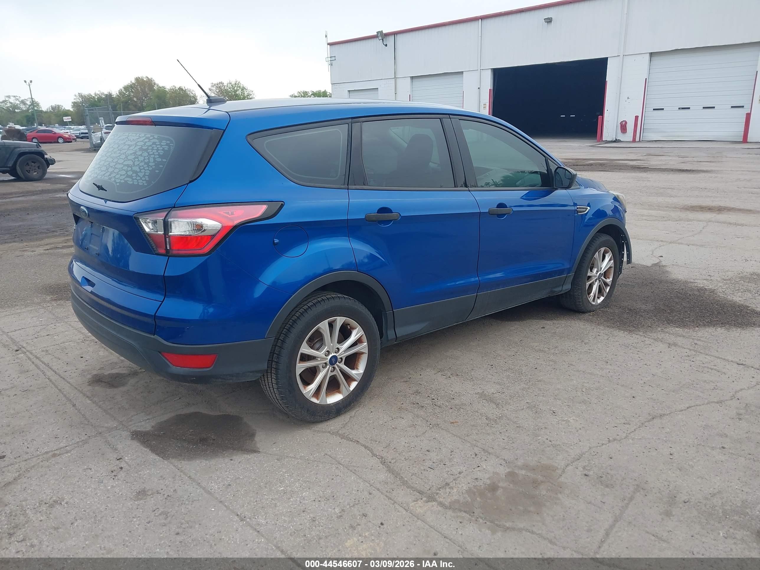 FORD ESCAPE image 4