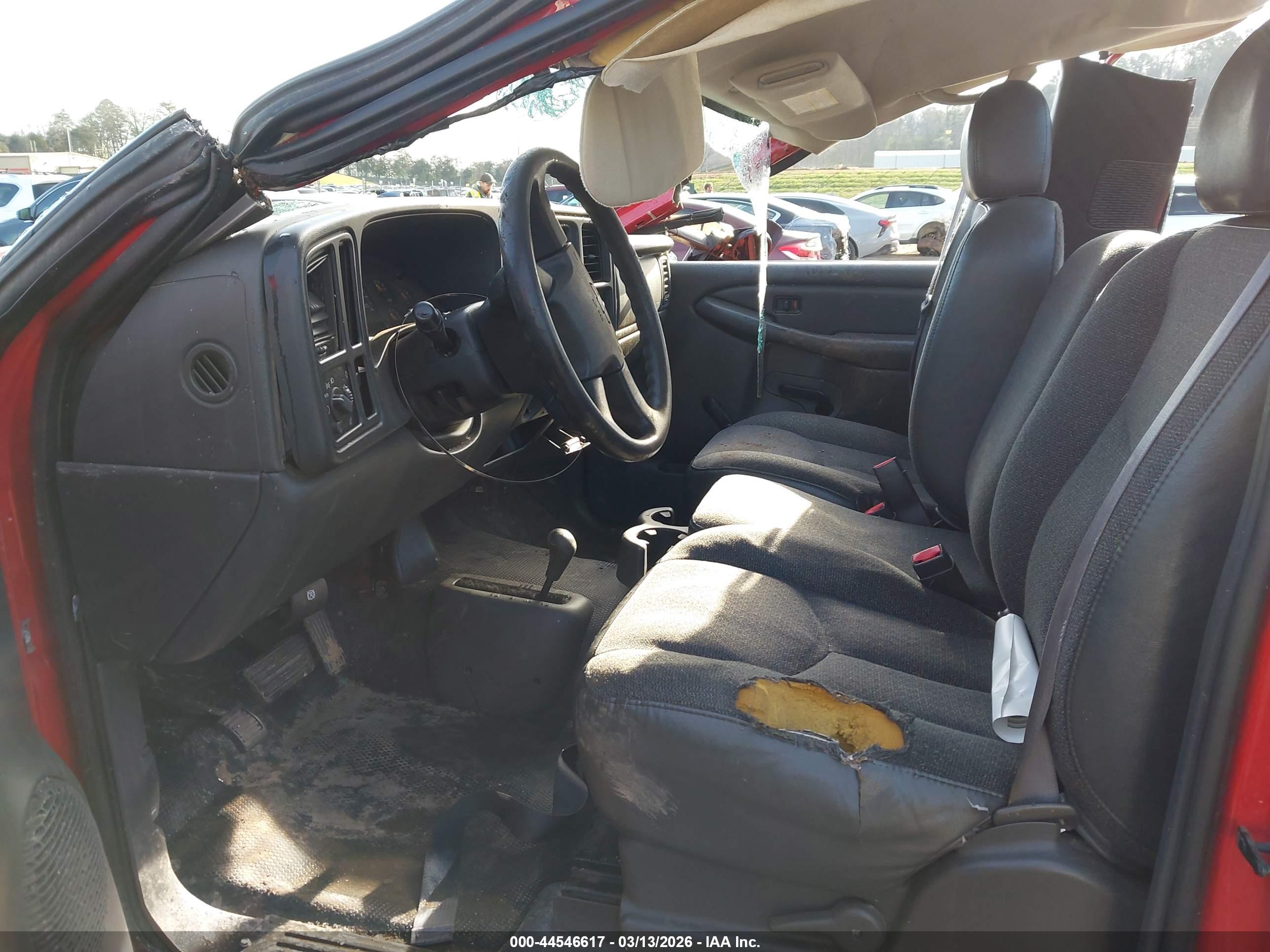 CHEVROLET SILVERADO image 5