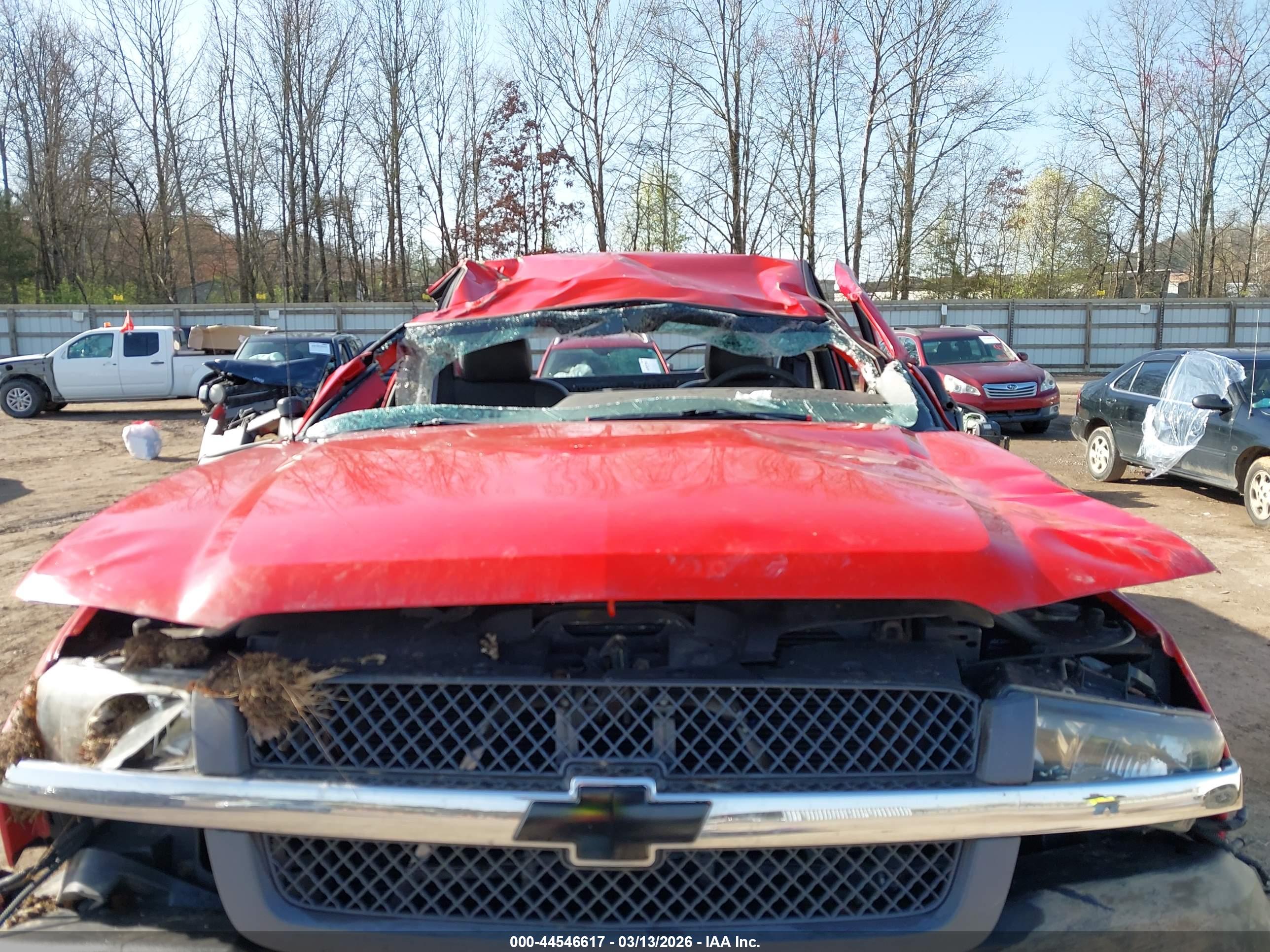CHEVROLET SILVERADO image 6