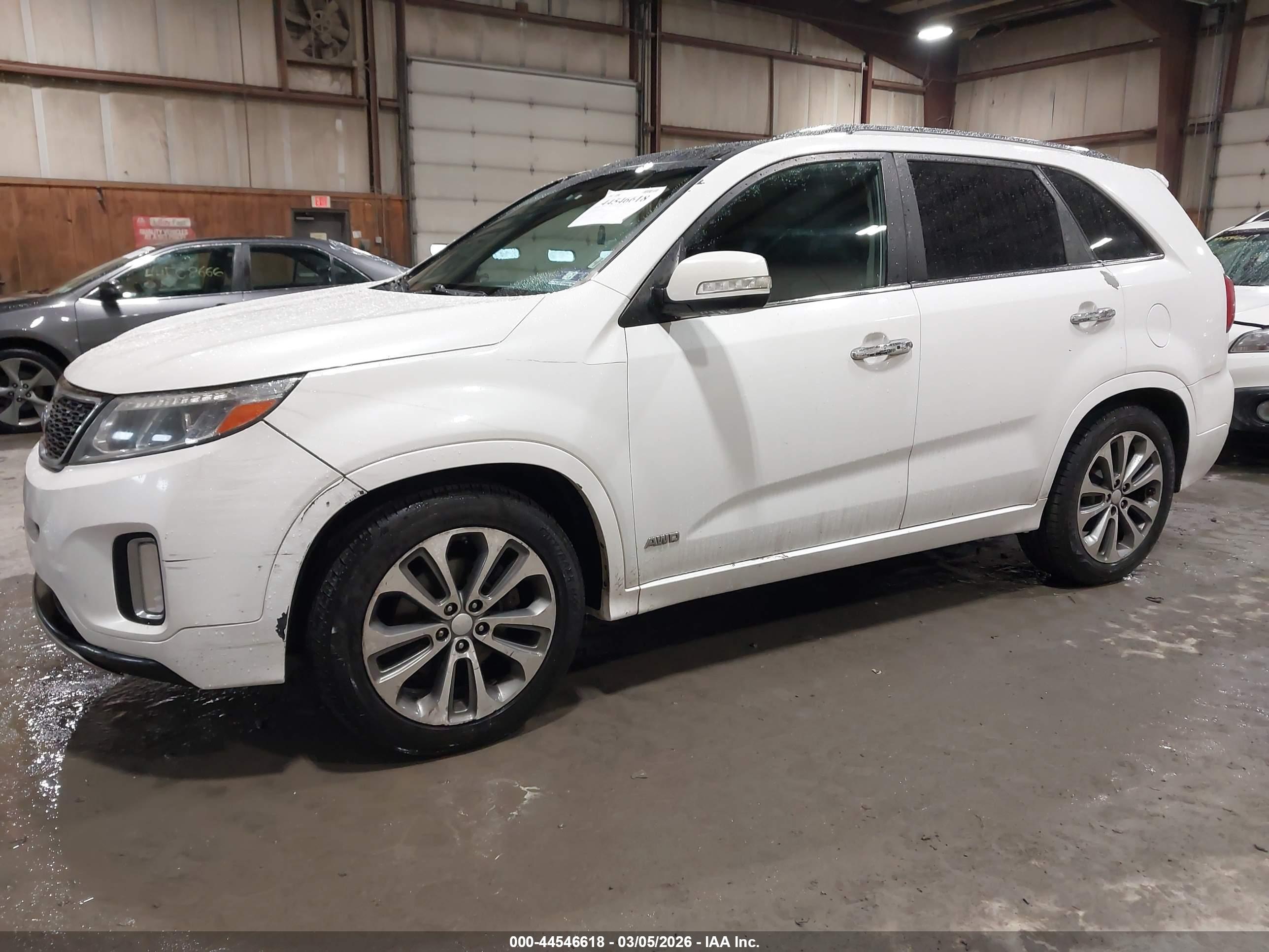 KIA SORENTO image 2