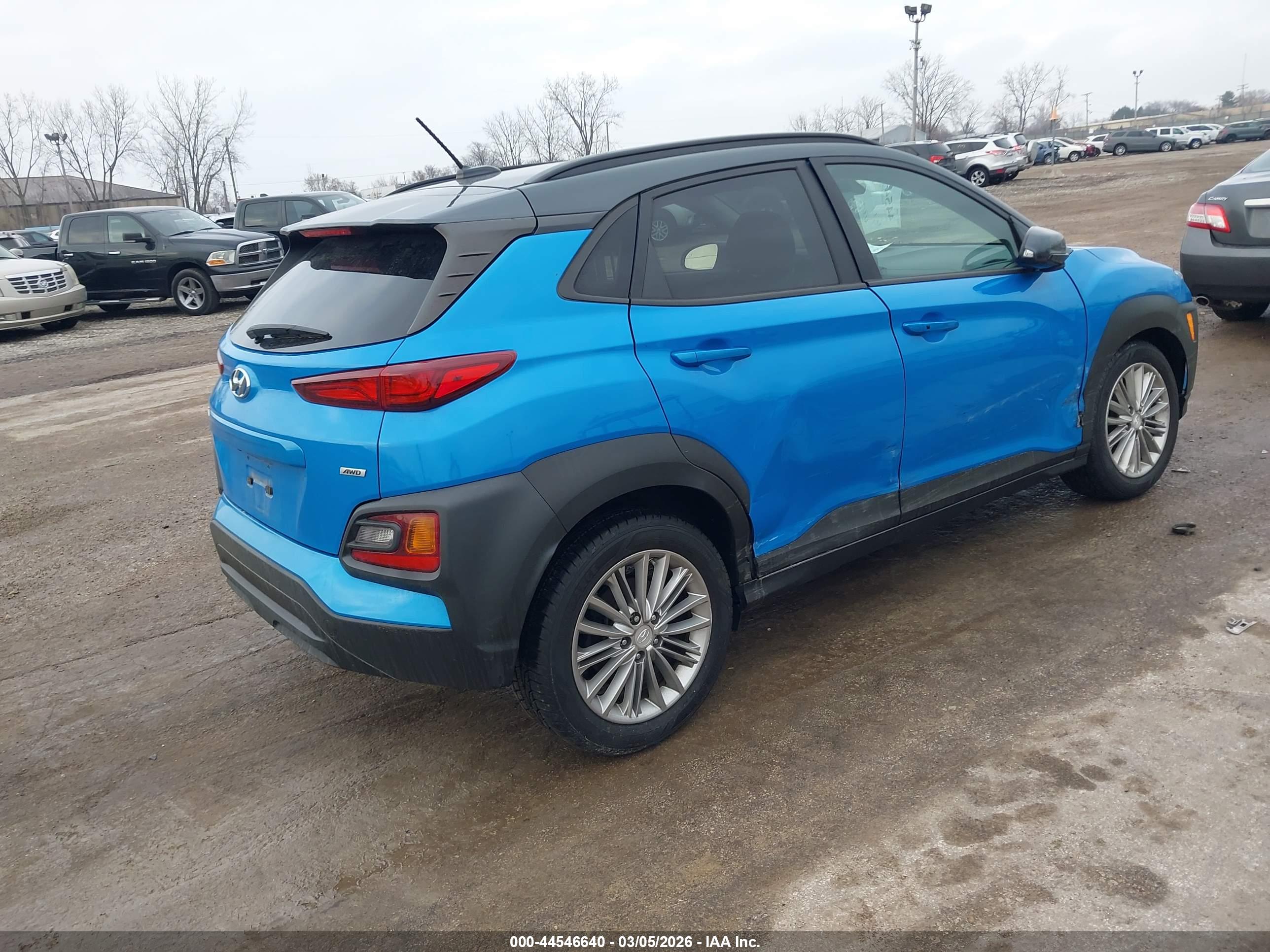 HYUNDAI KONA image 4