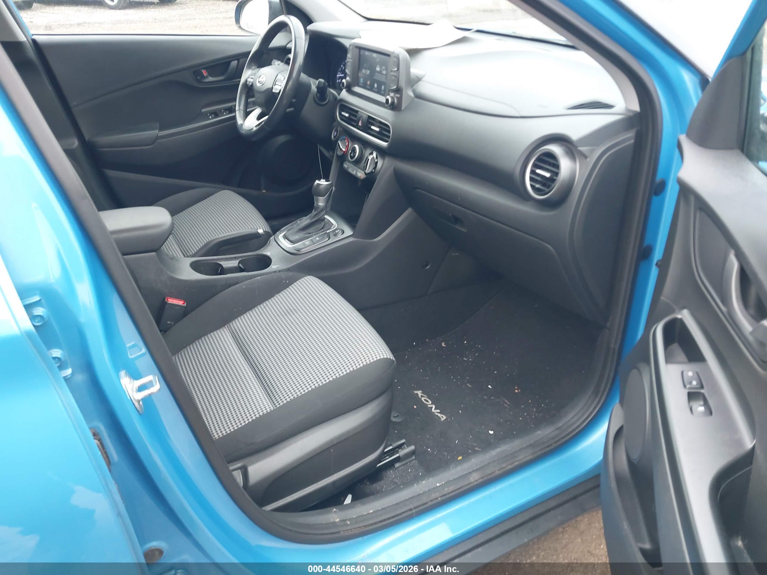 HYUNDAI KONA image 5