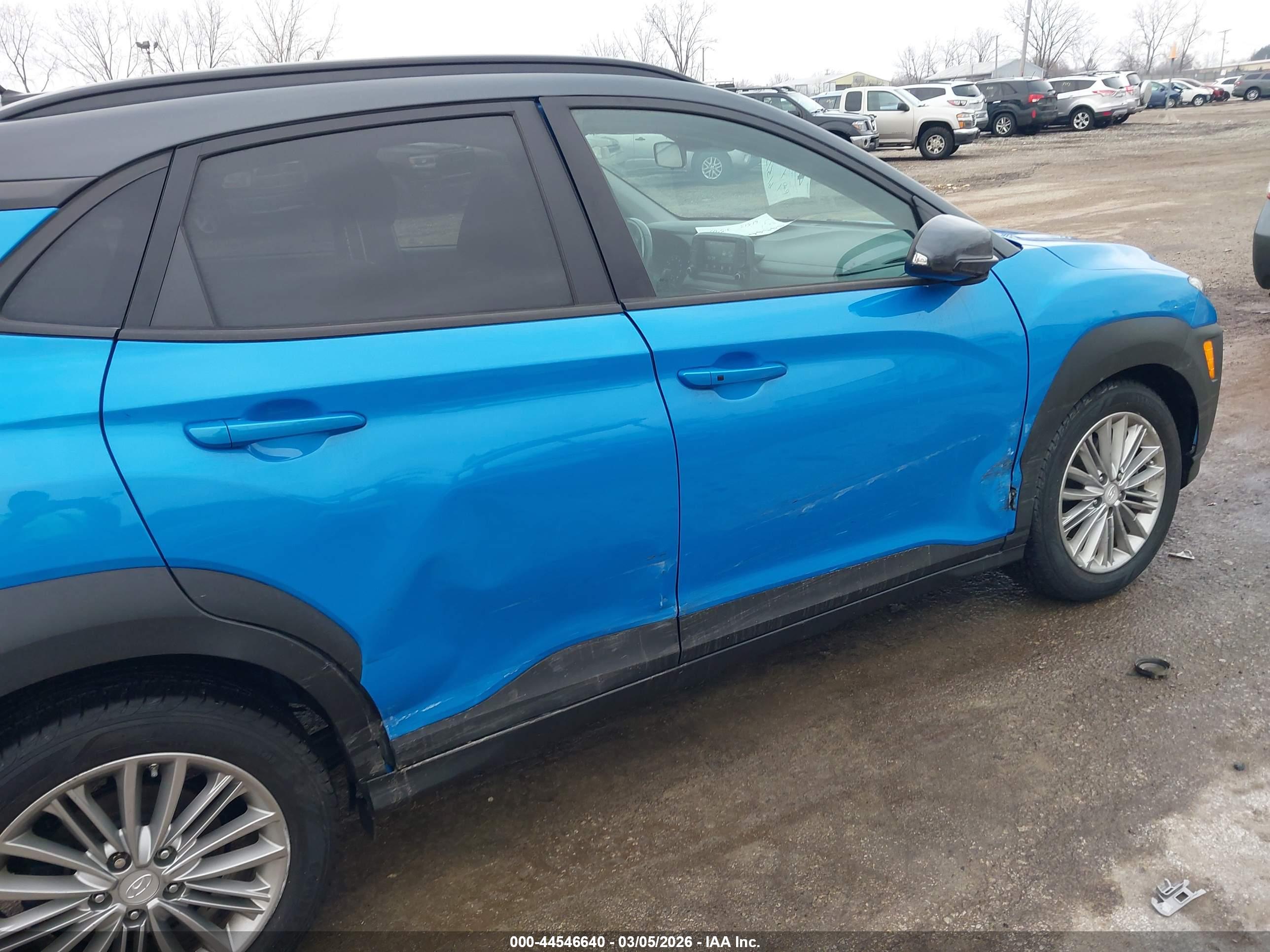 HYUNDAI KONA image 6