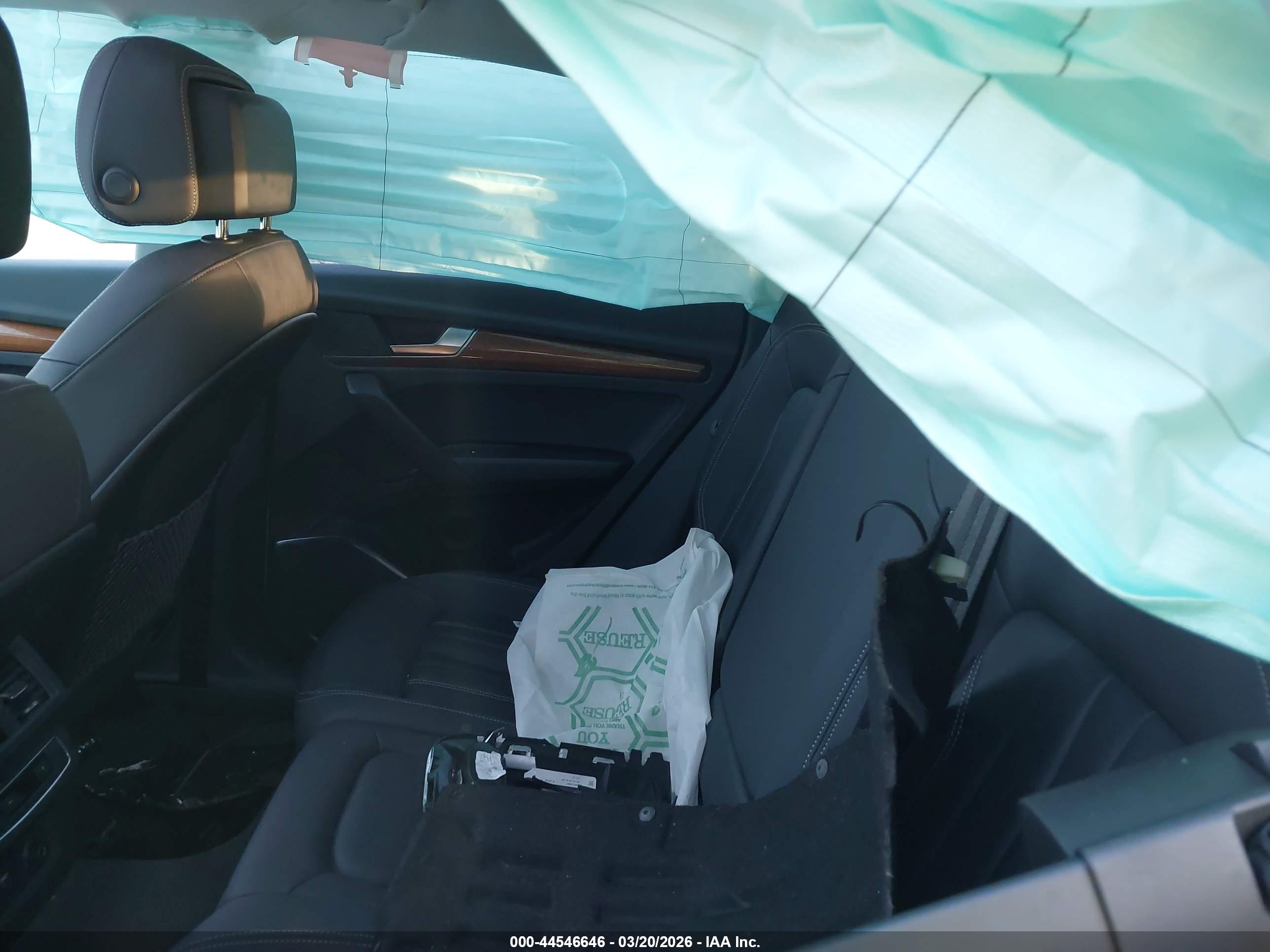 AUDI Q5 image 8