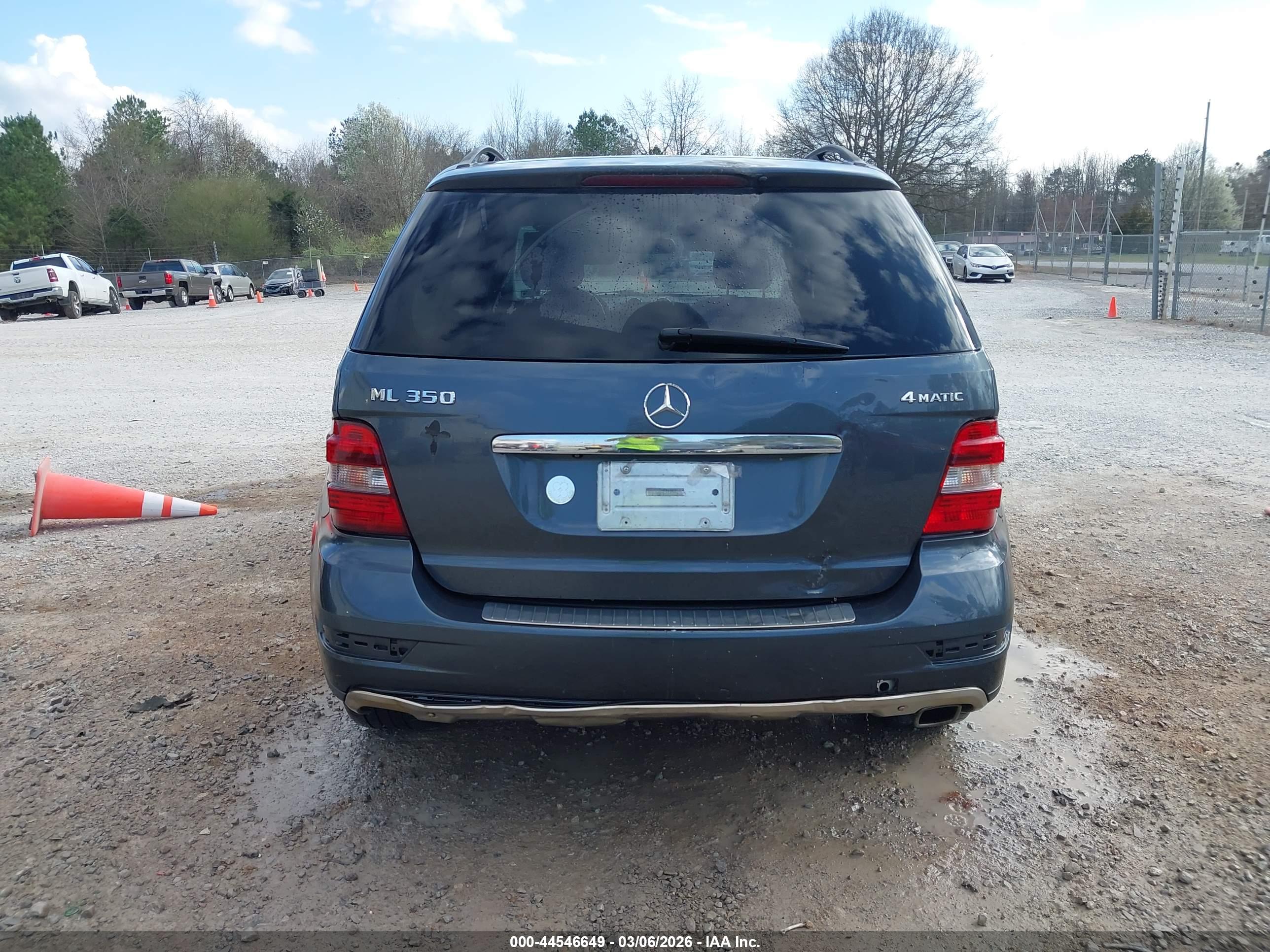MERCEDES-BENZ ML image 6