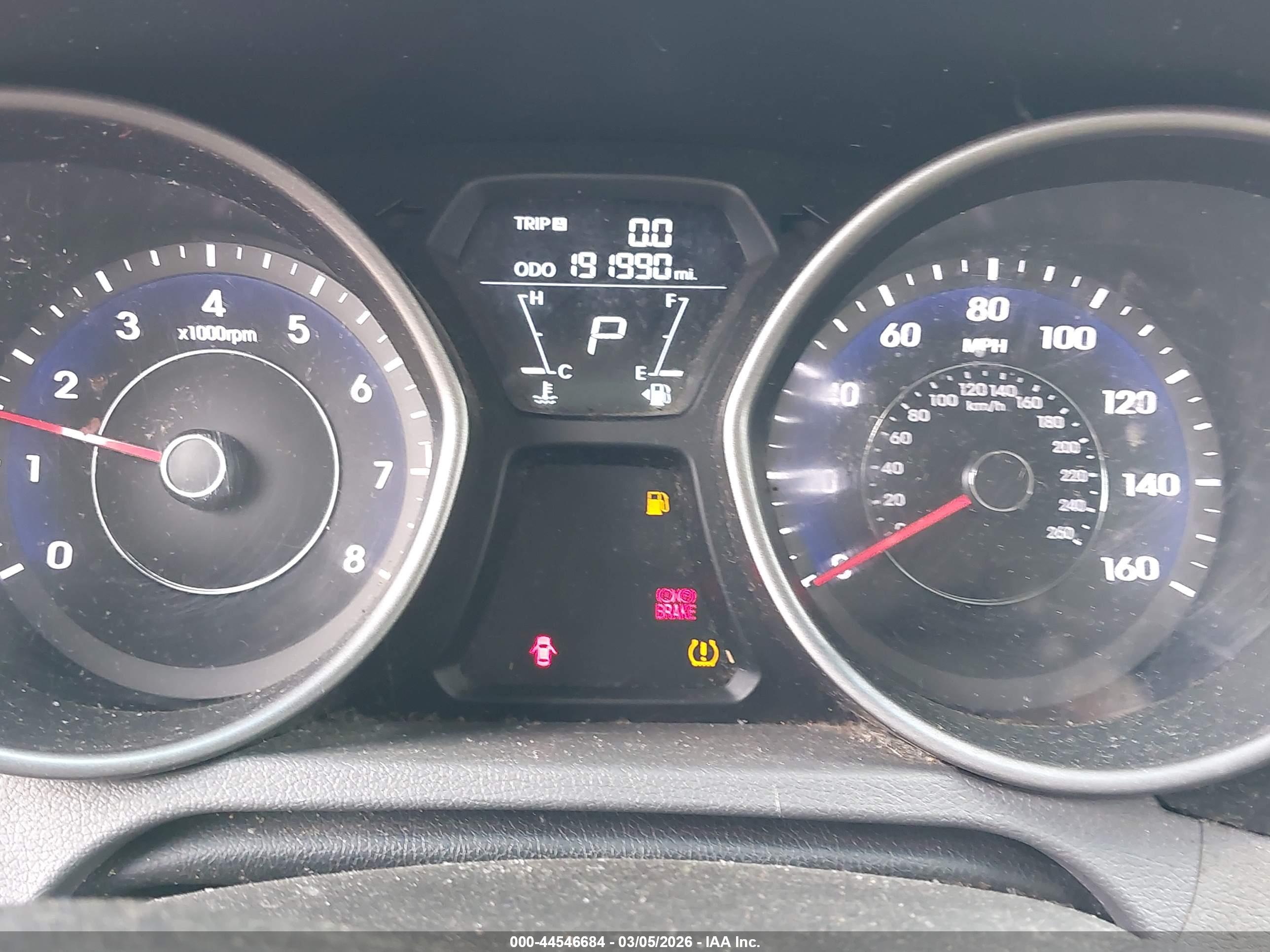 HYUNDAI ELANTRA image 7