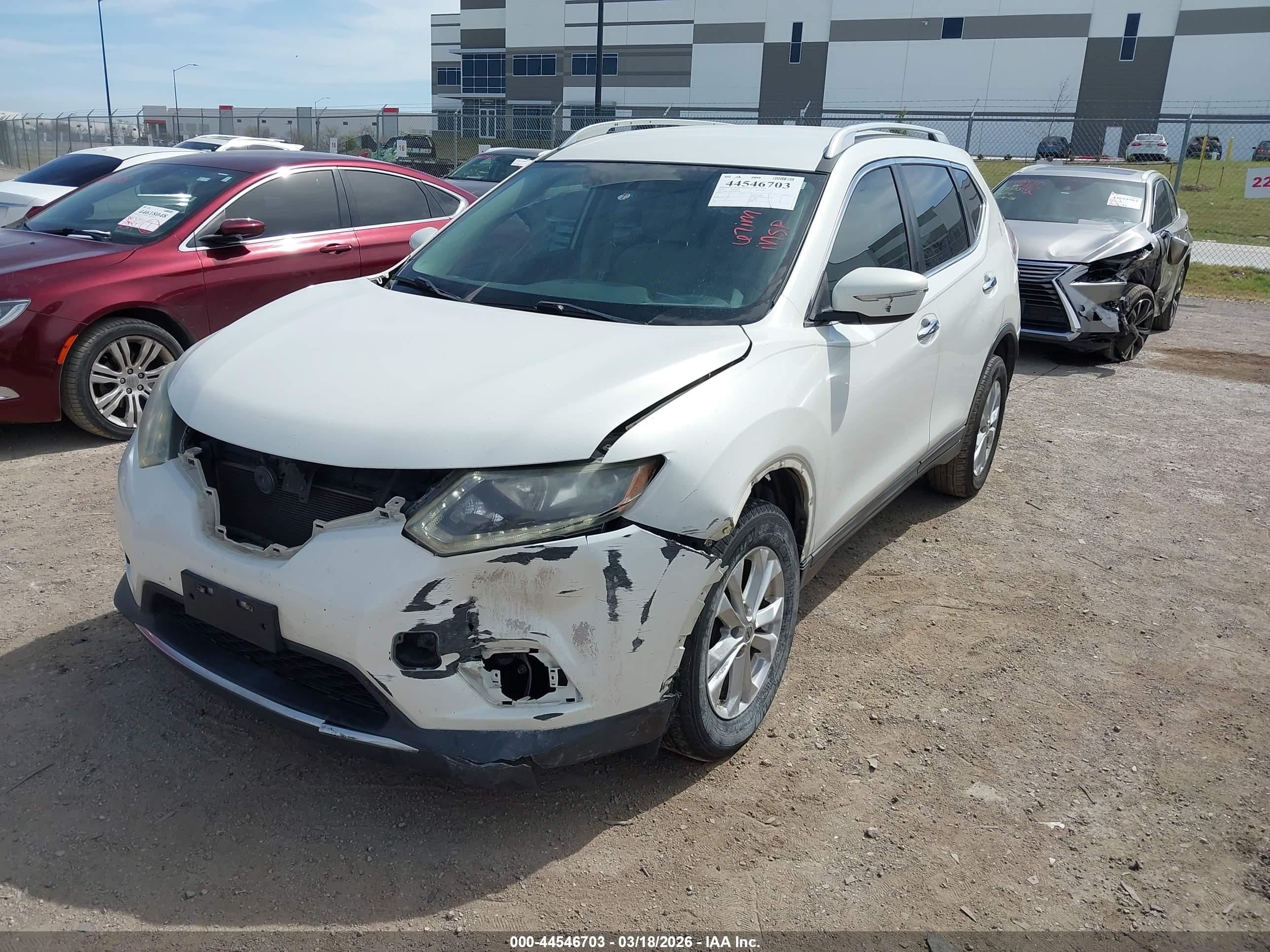 NISSAN ROGUE image 2