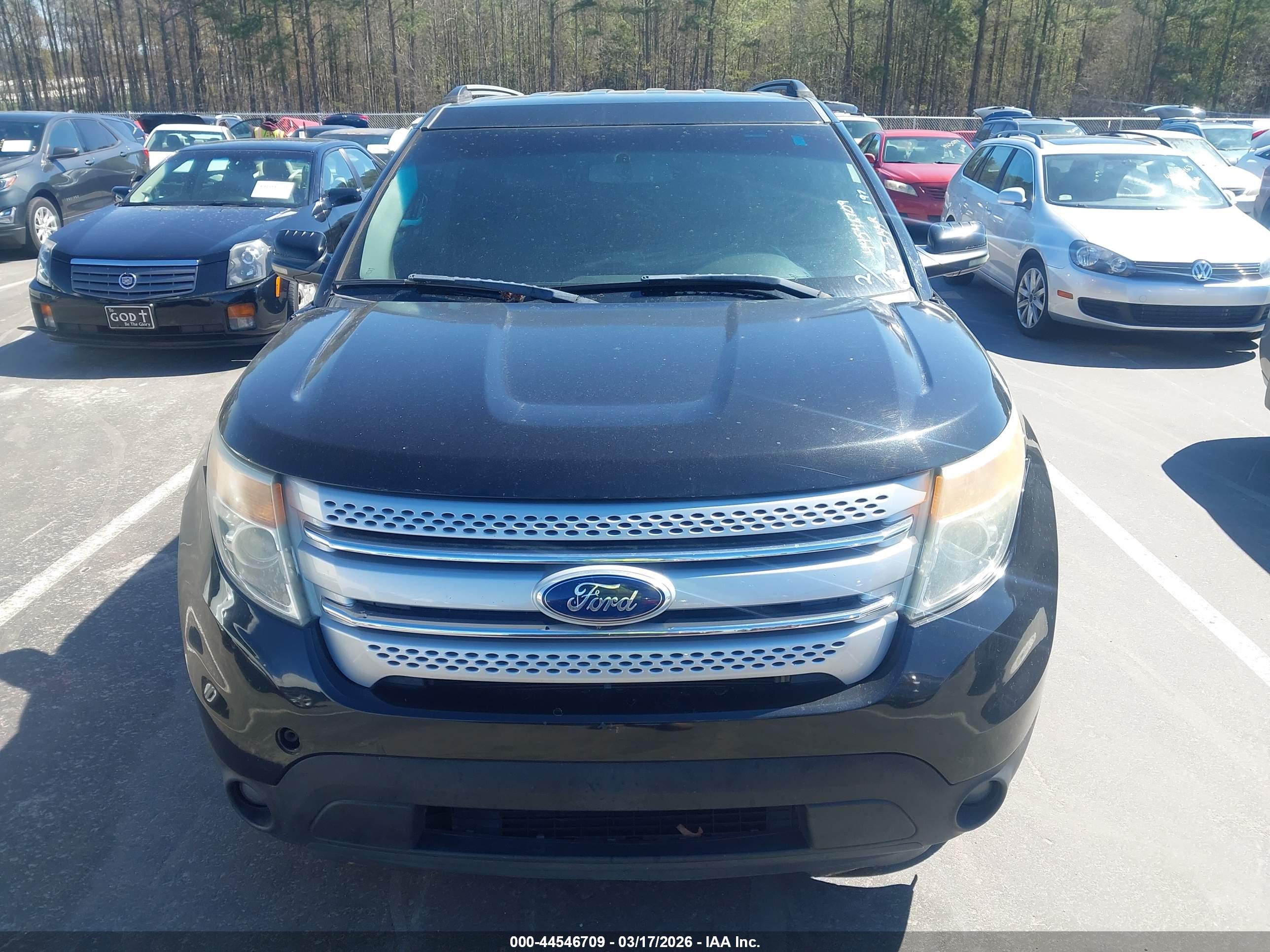 FORD EXPLORER image 6