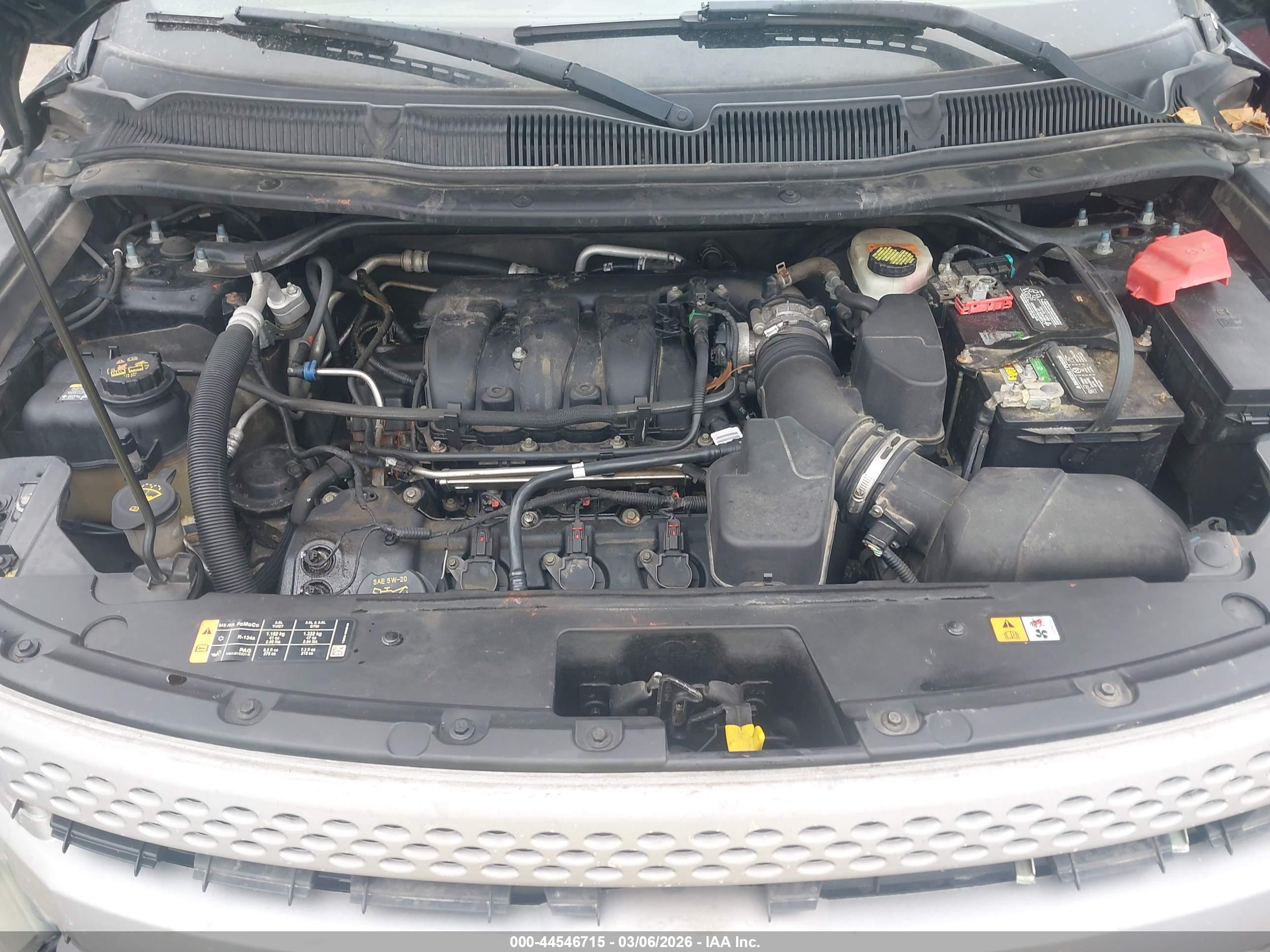 FORD EXPLORER image 10
