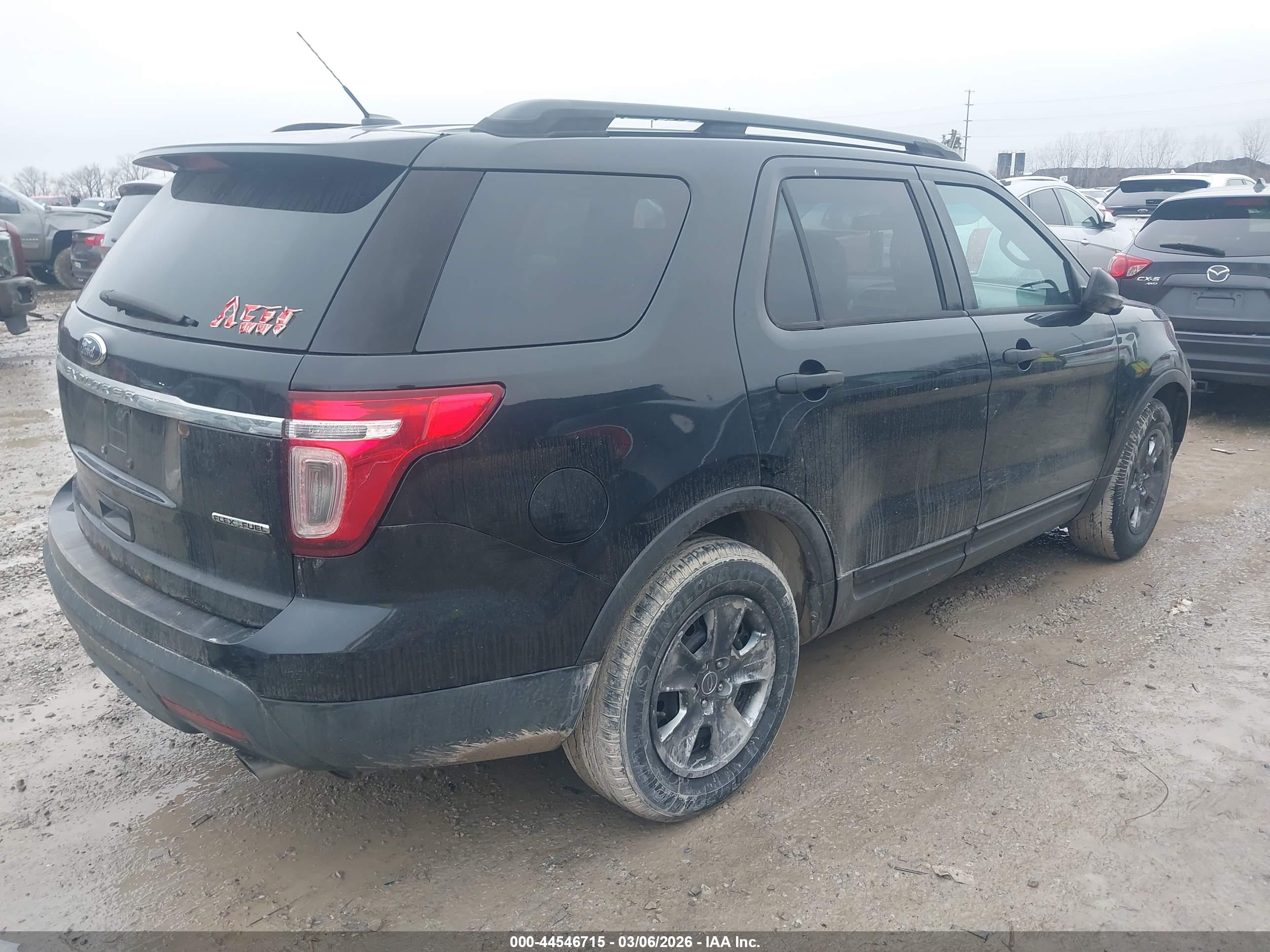 FORD EXPLORER image 4