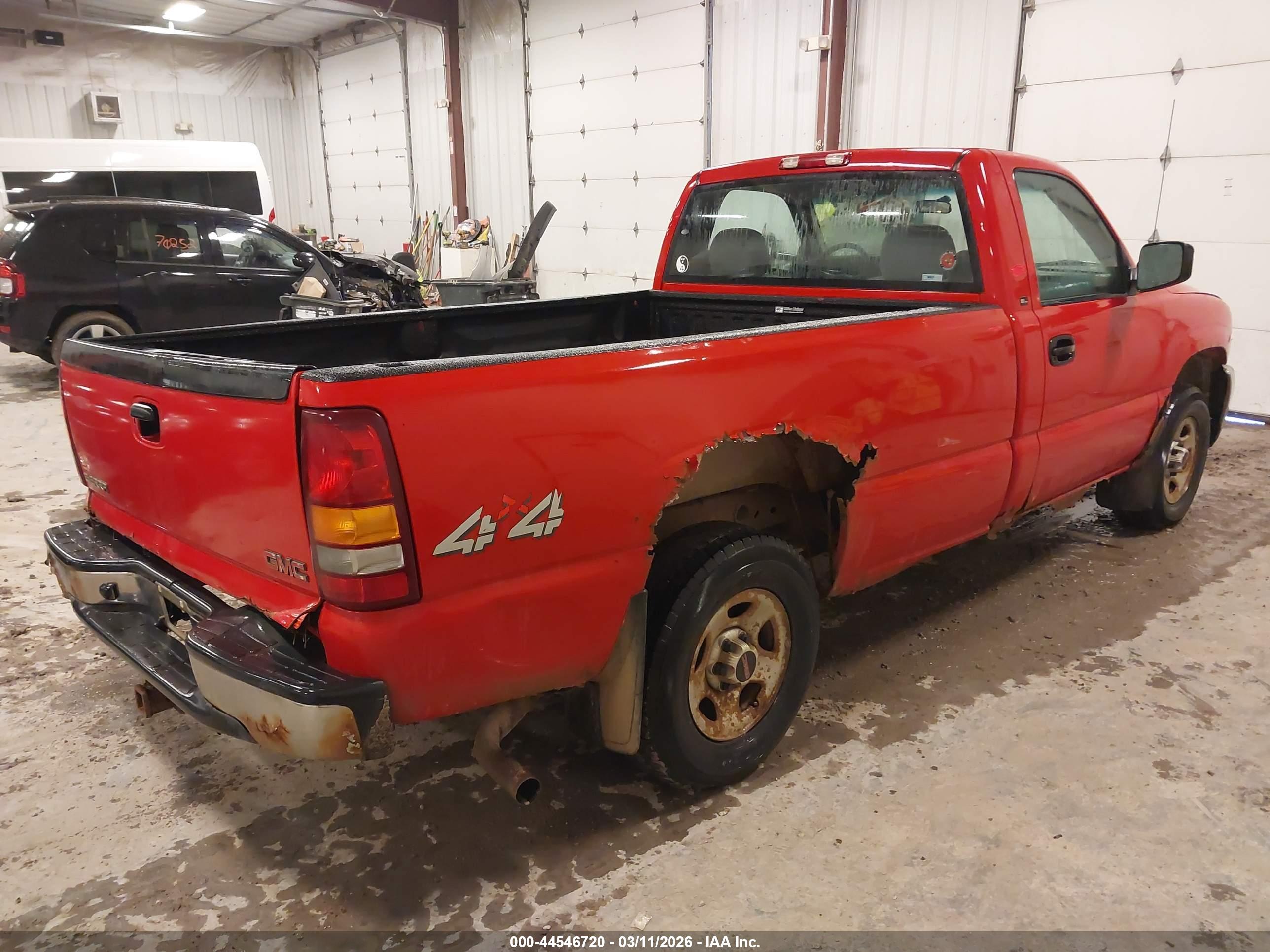GMC SIERRA image 4