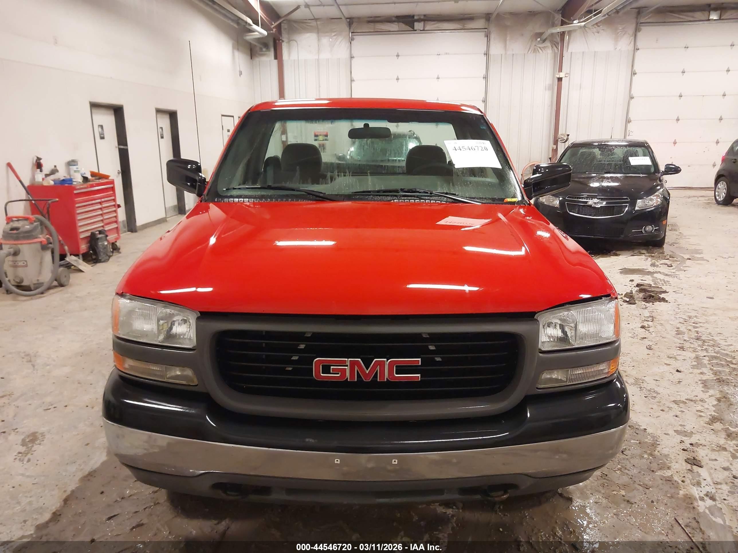 GMC SIERRA image 6