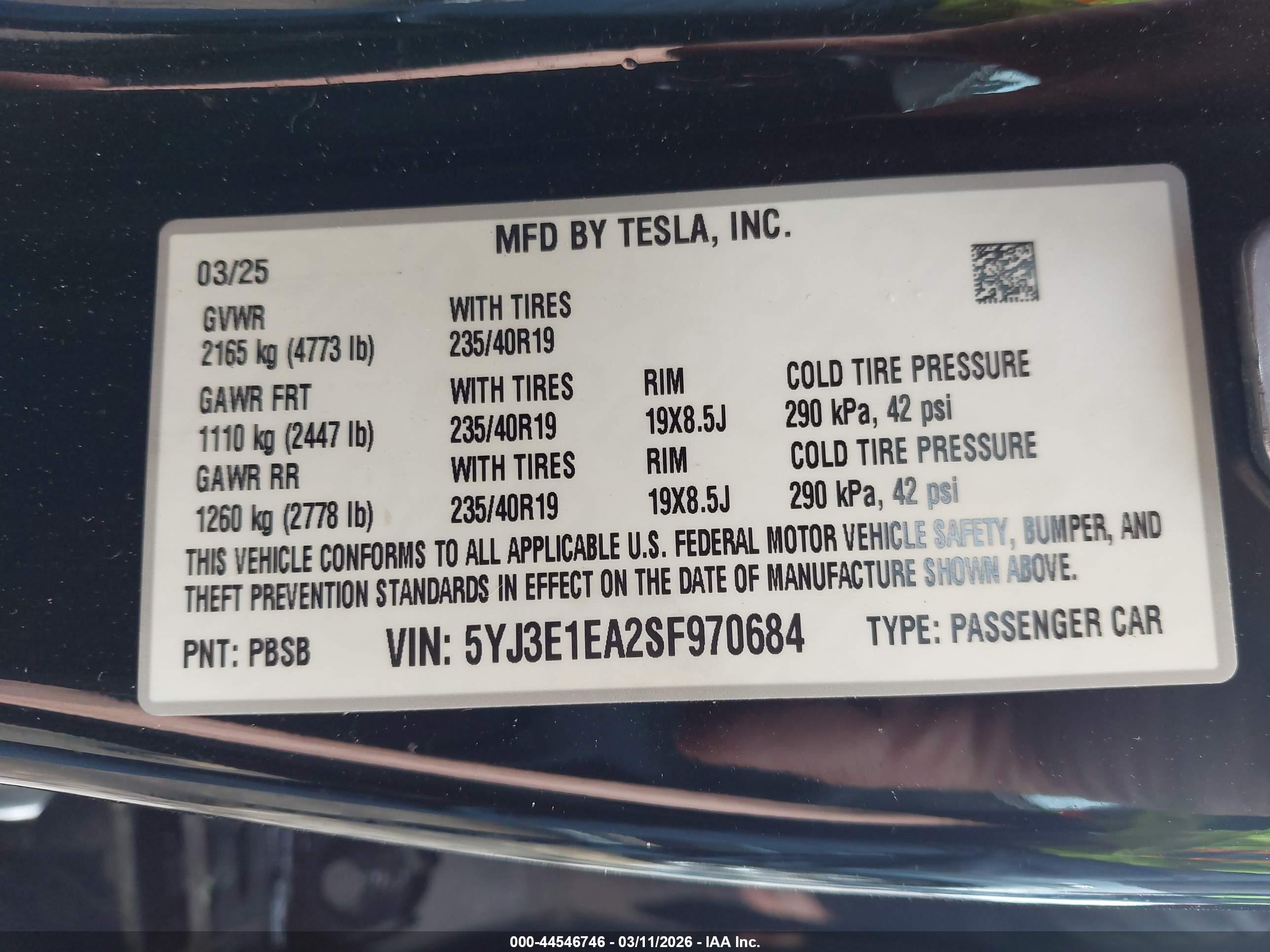 TESLA MODEL image 9