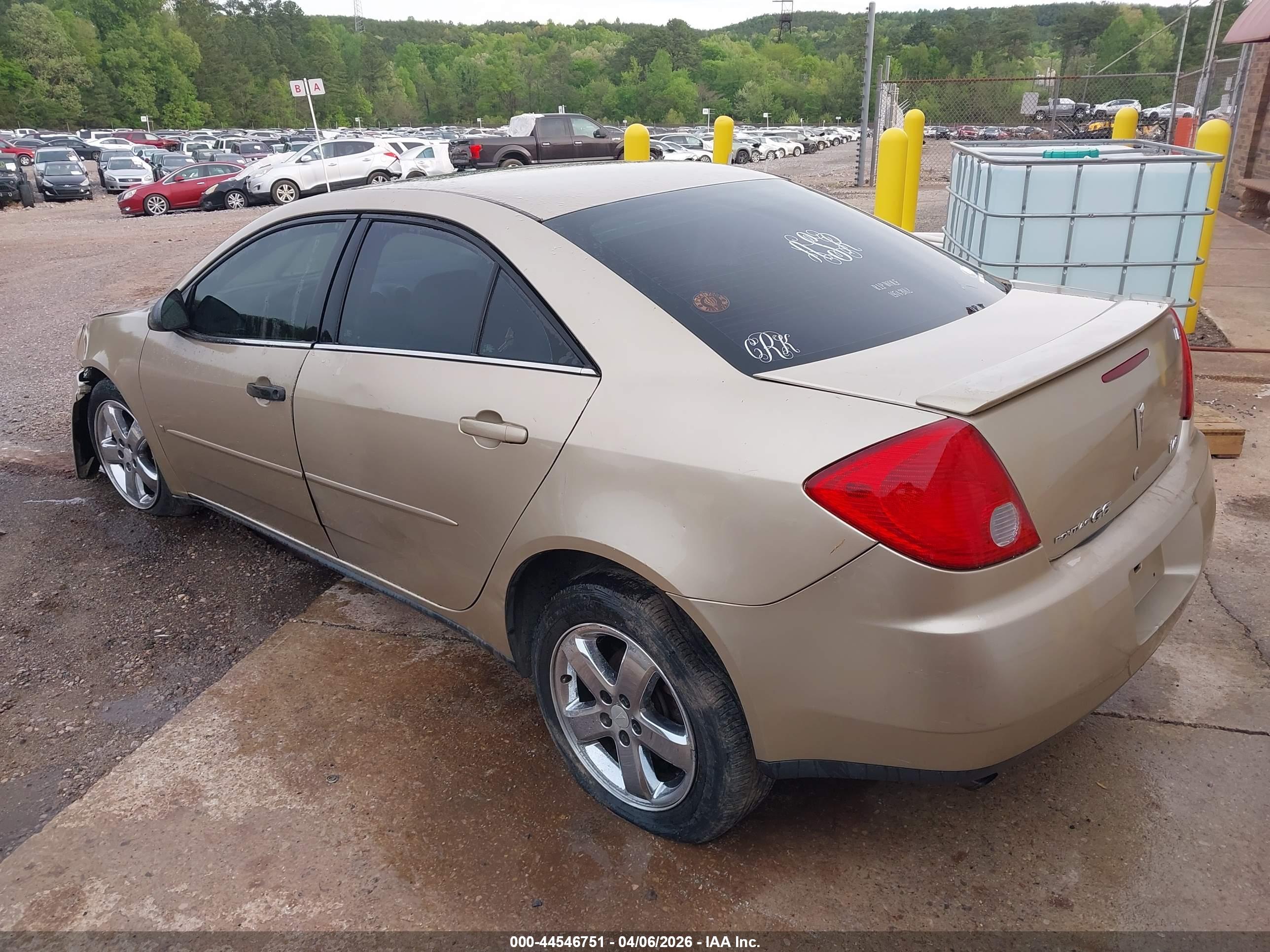 PONTIAC G6 image 3