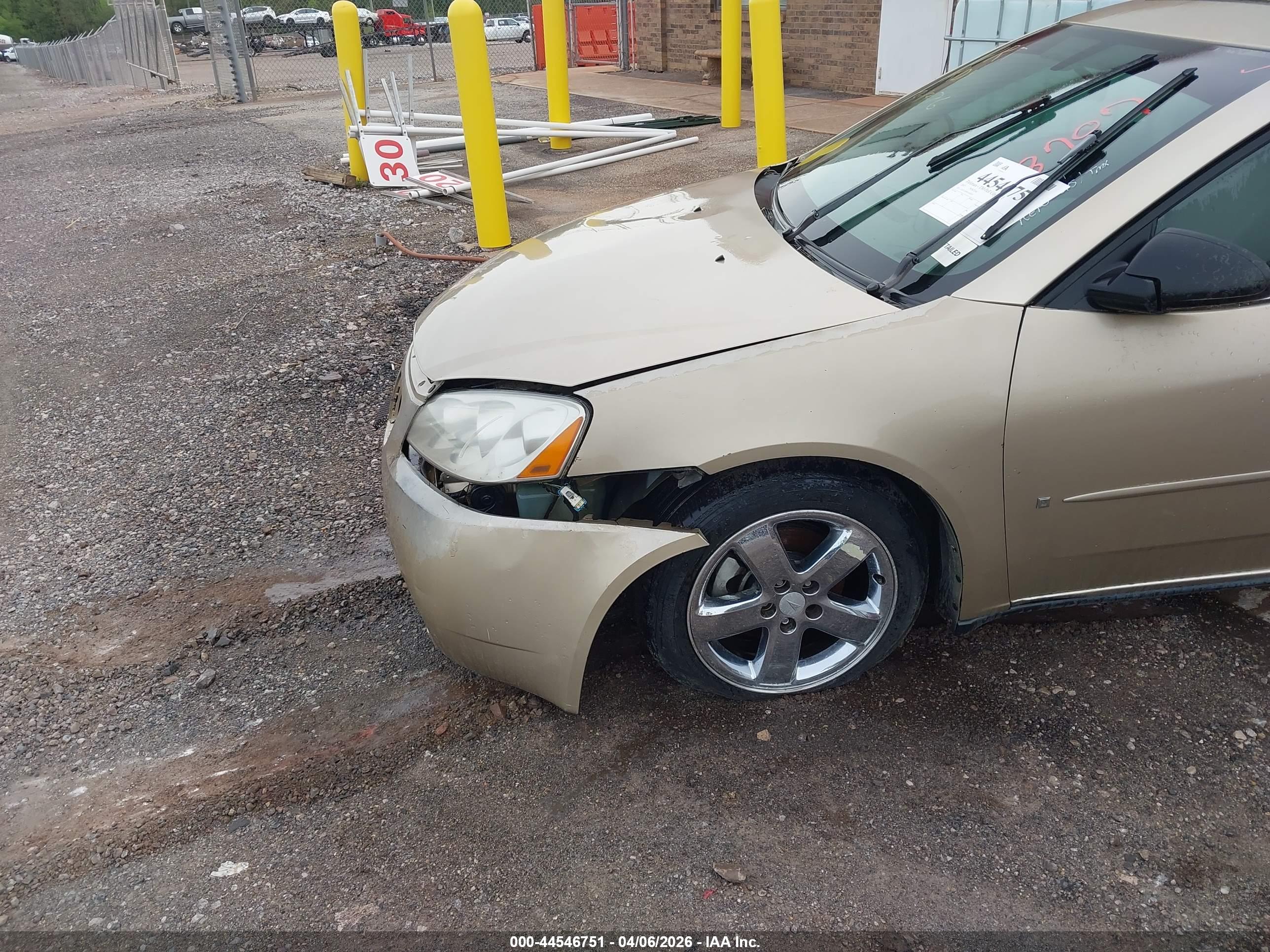 PONTIAC G6 image 6