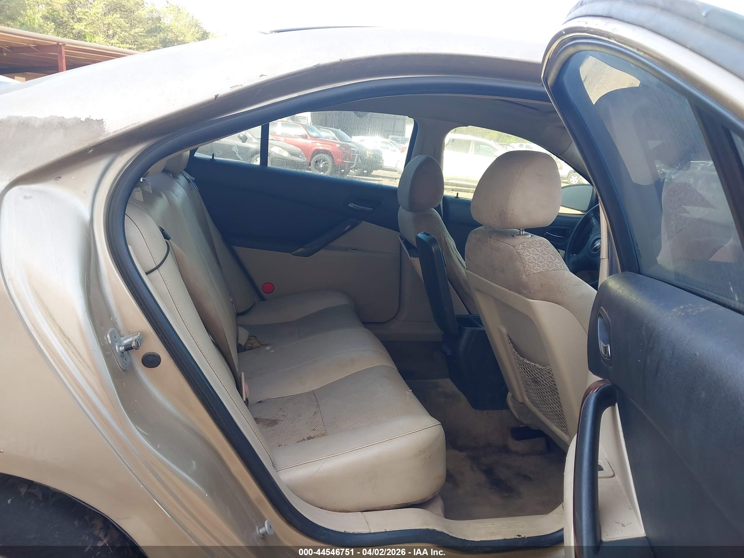 PONTIAC G6 image 8