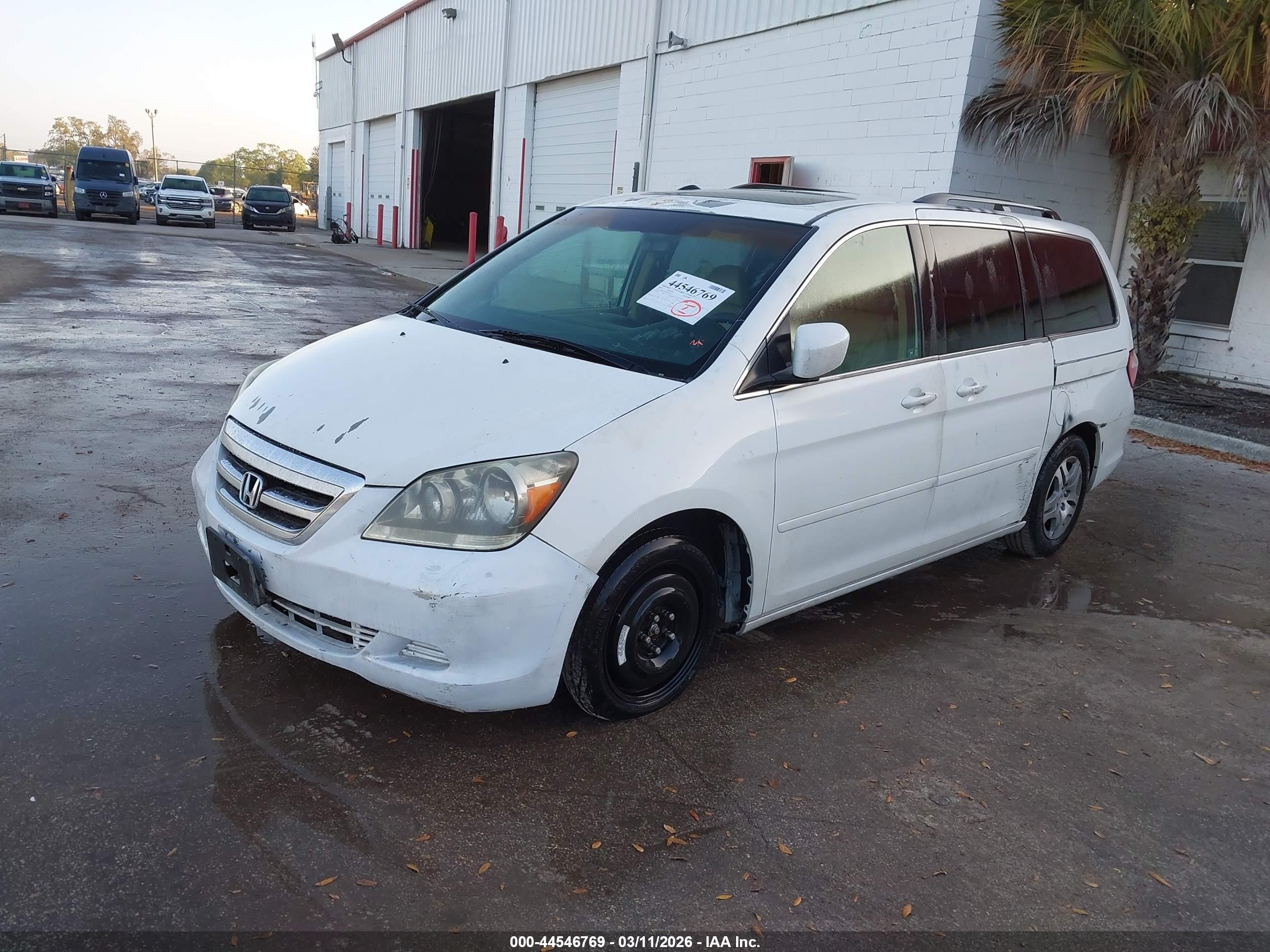 HONDA ODYSSEY image 2