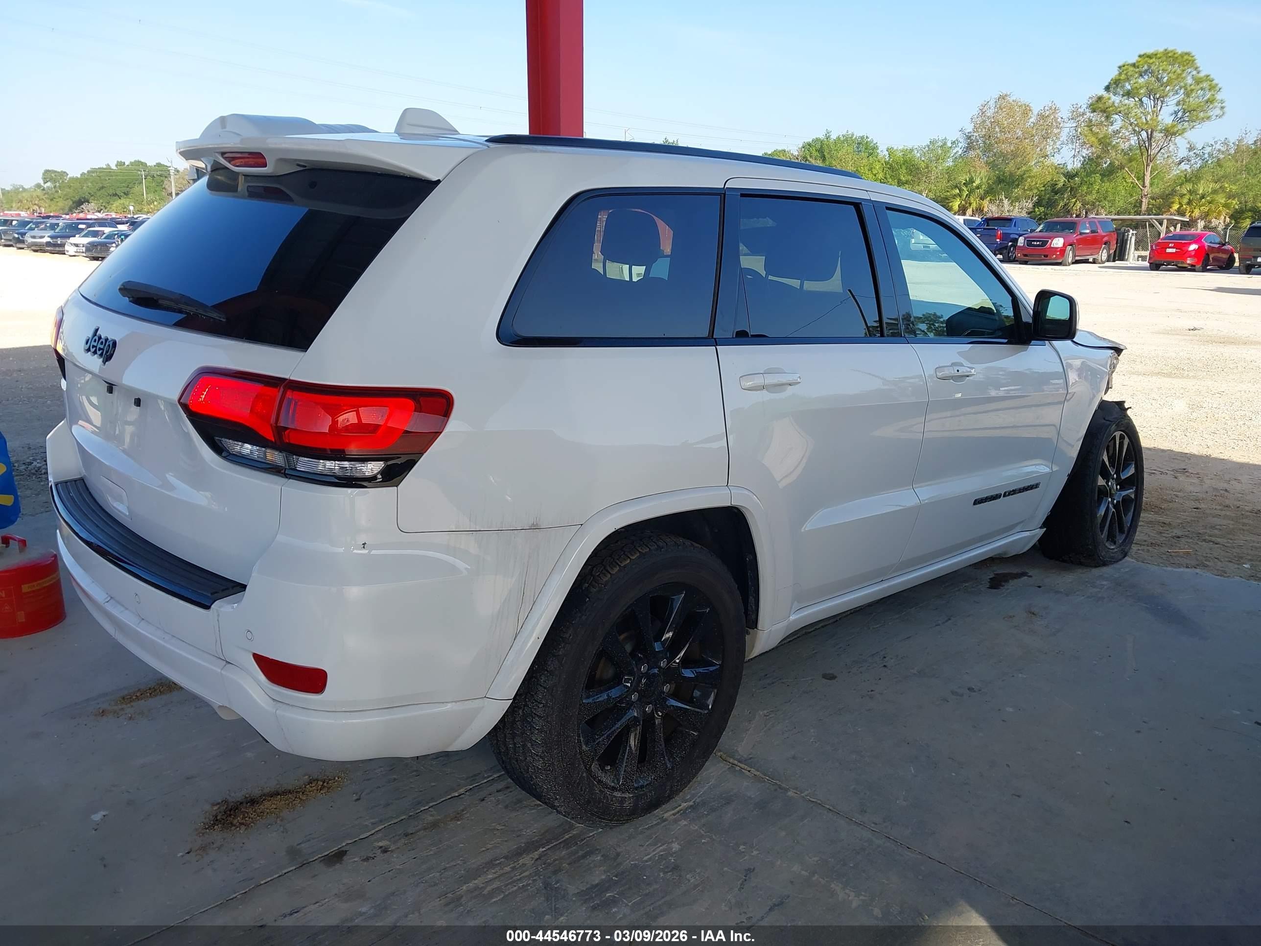 JEEP GRAND image 4