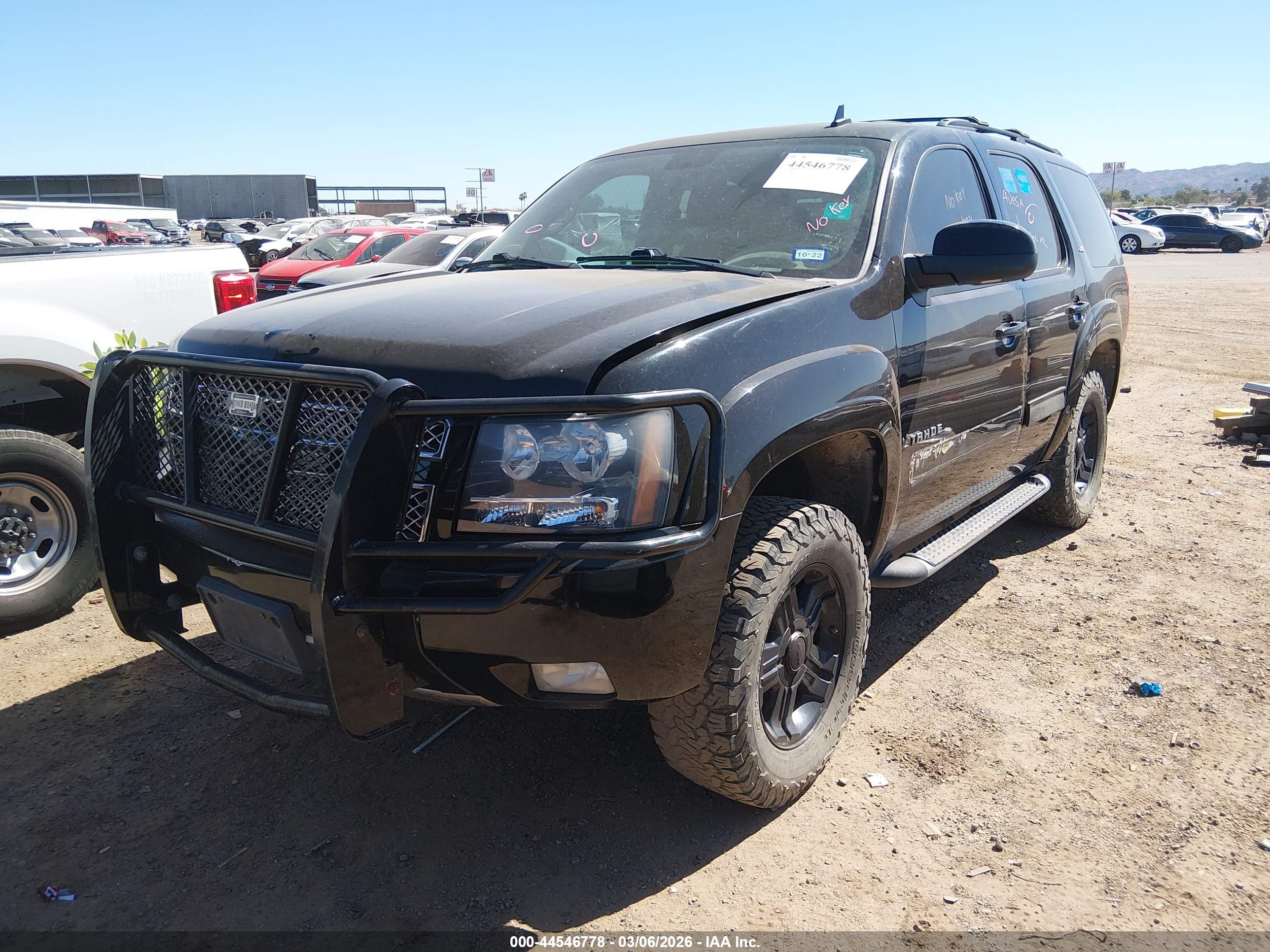 CHEVROLET TAHOE image 6