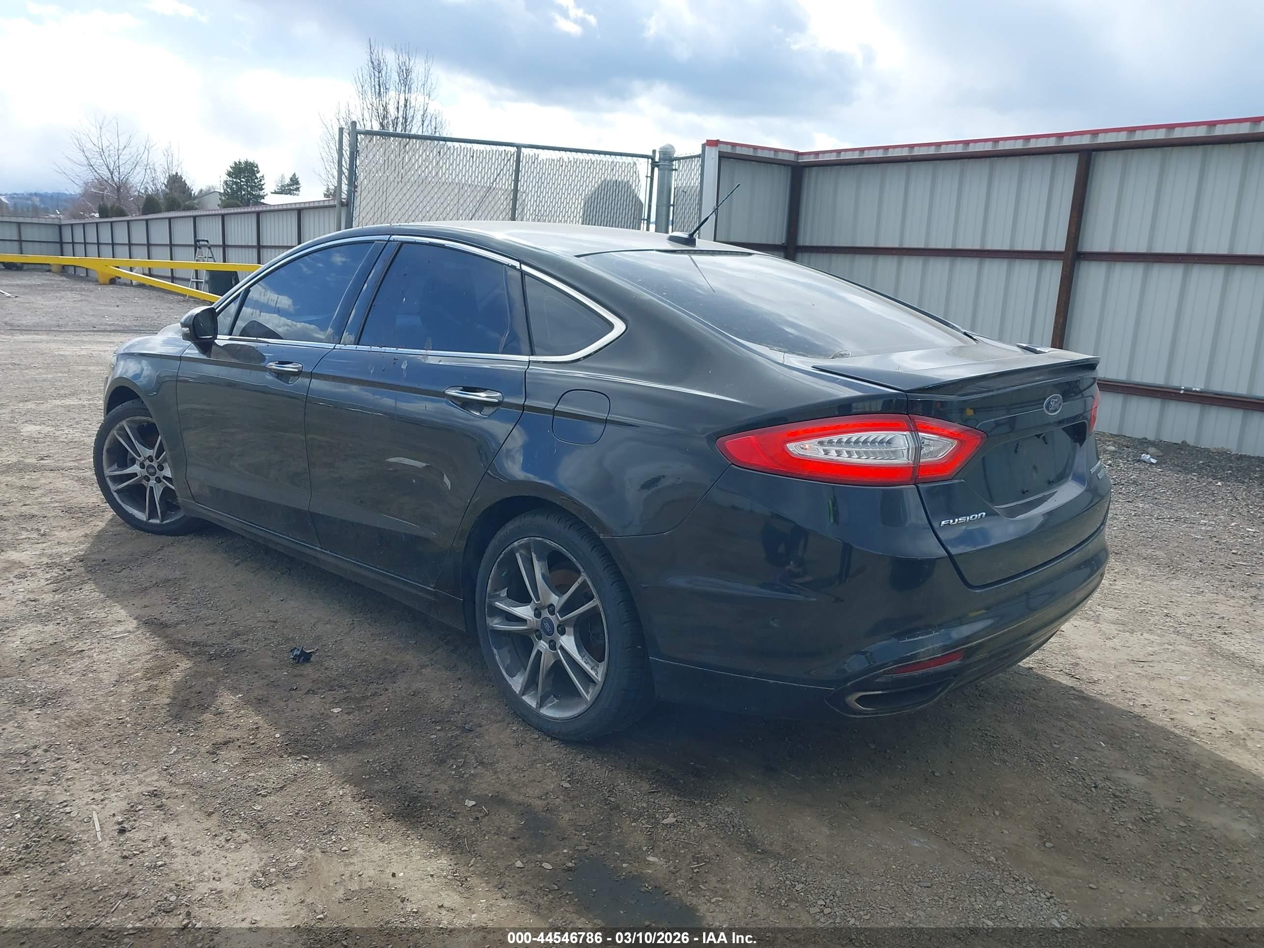 FORD FUSION image 3