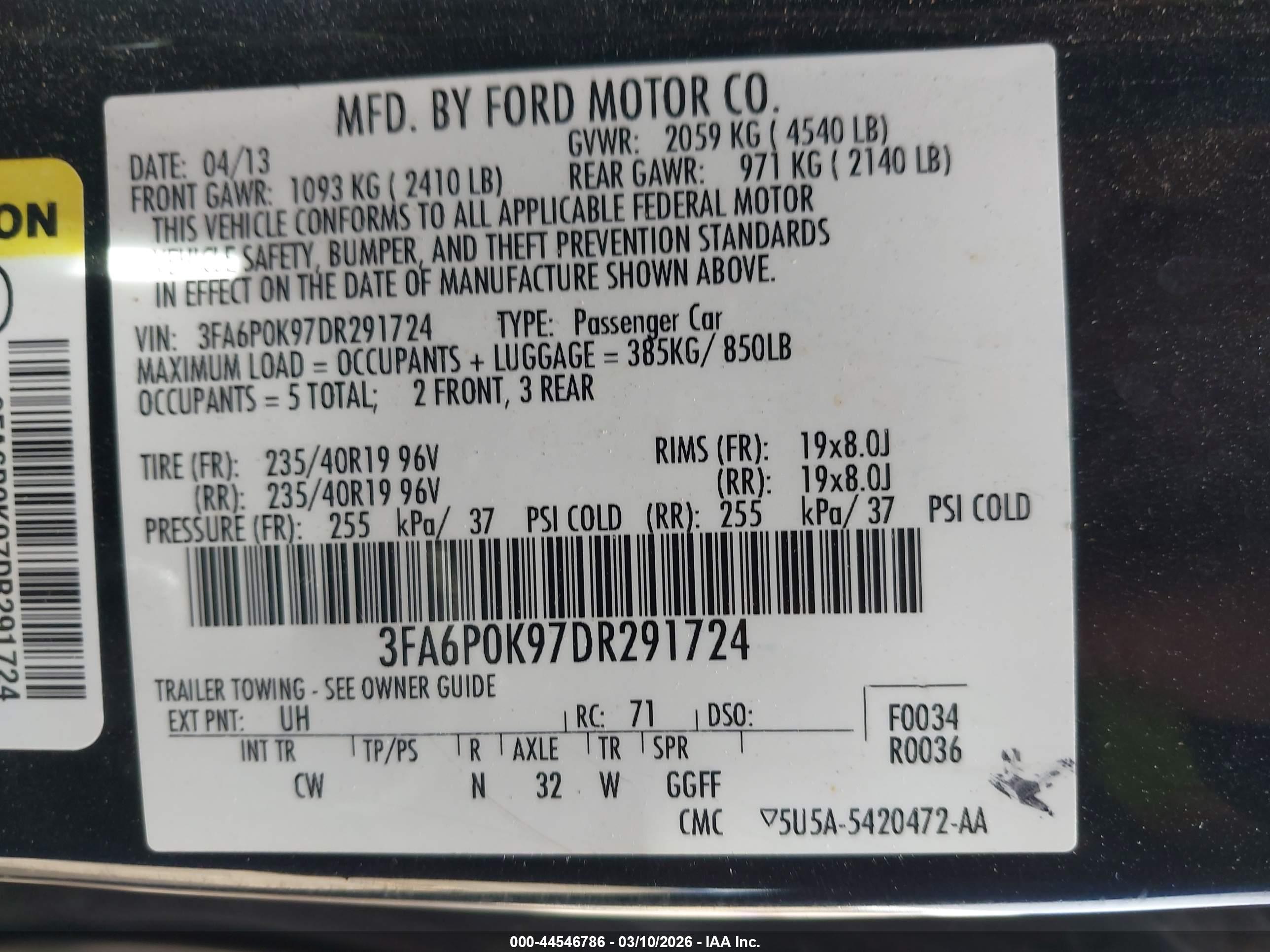 FORD FUSION image 9