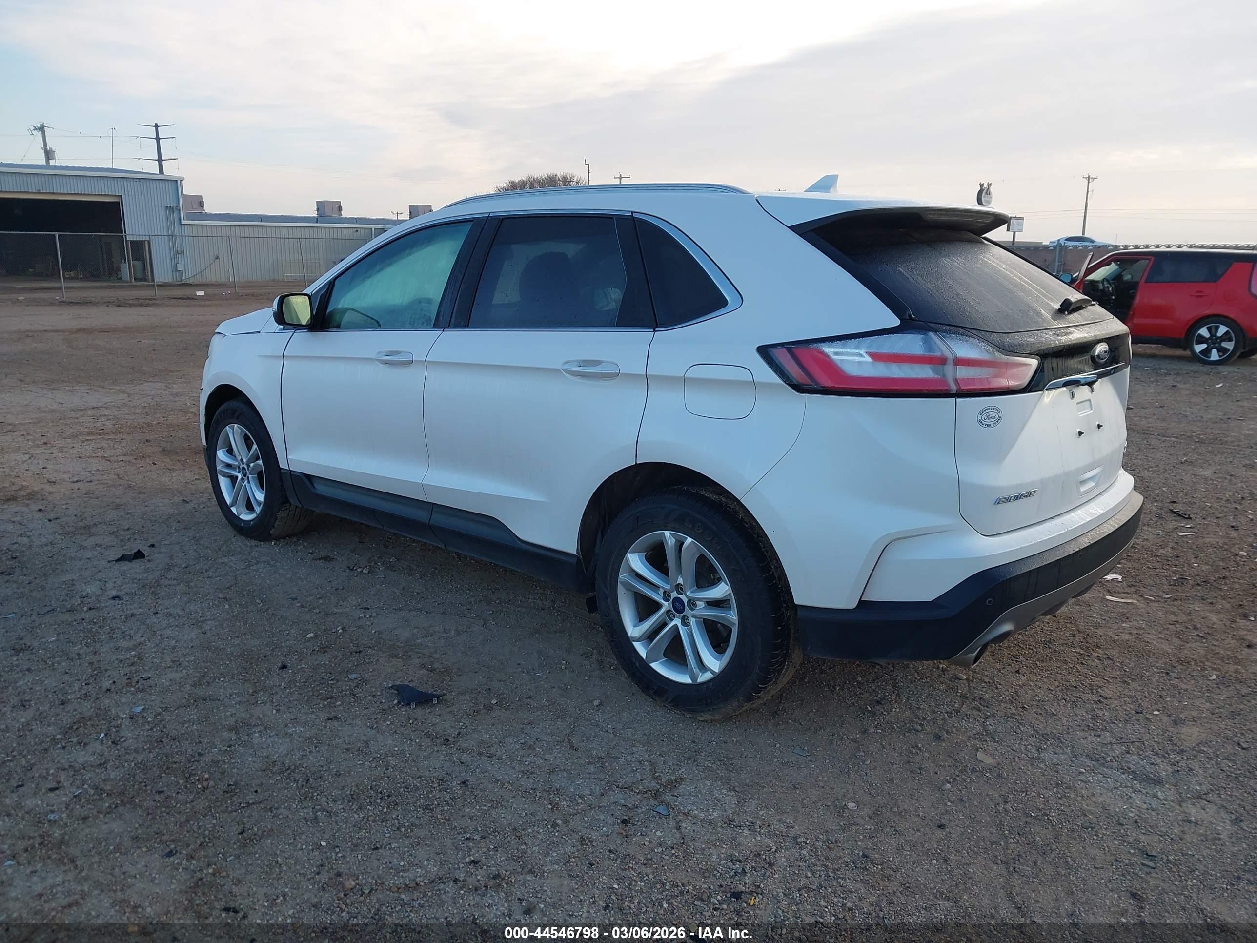 FORD EDGE image 3