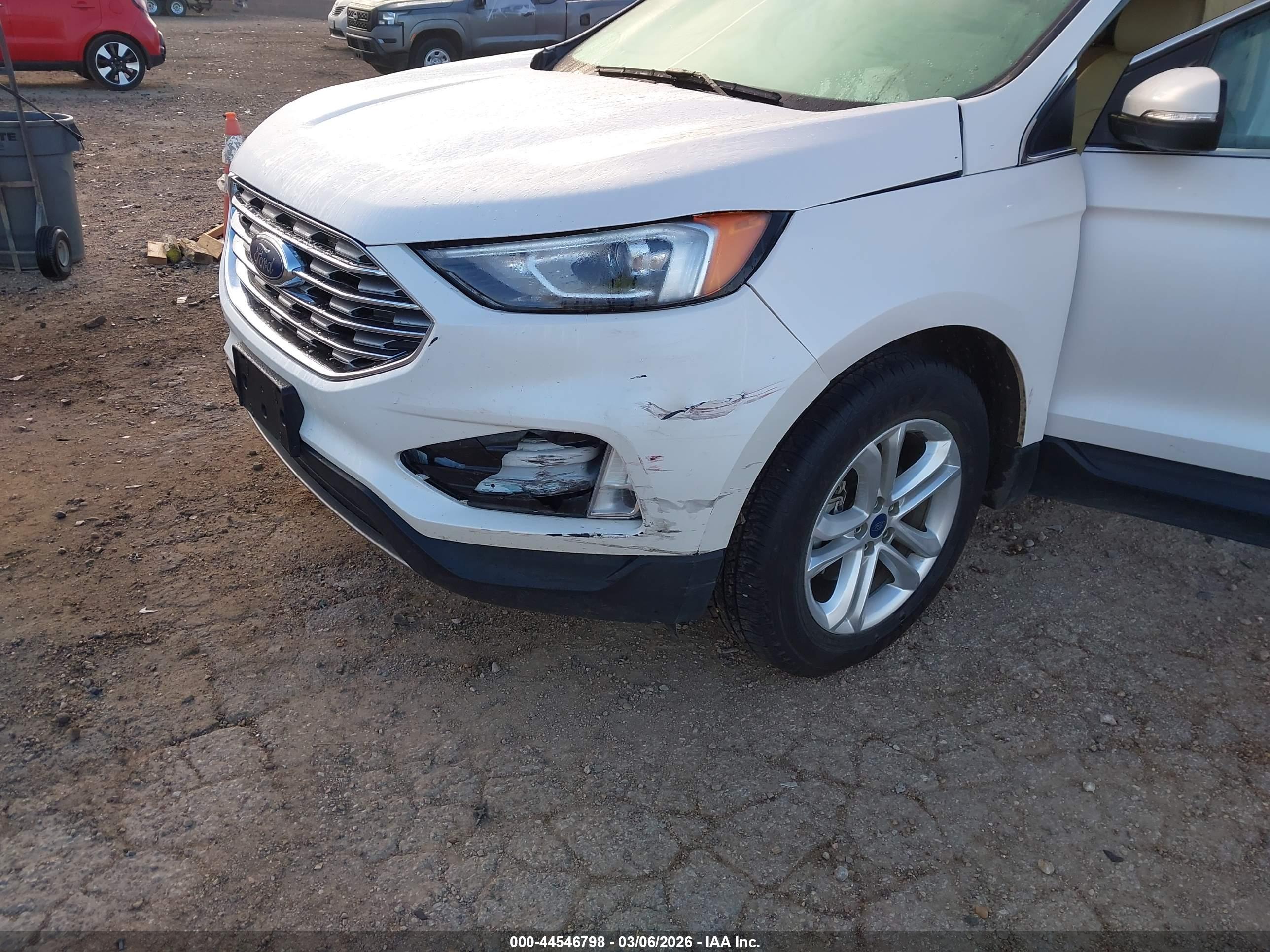 FORD EDGE image 6