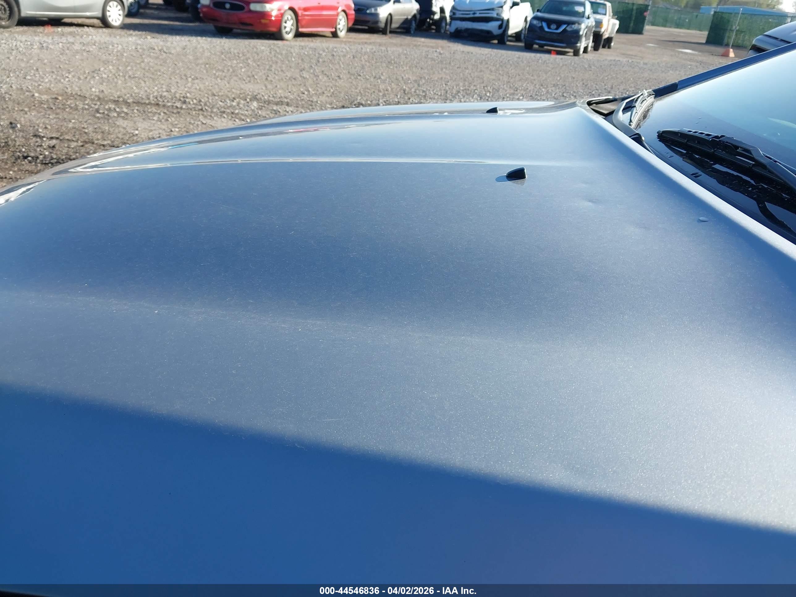CHRYSLER 200 image 6