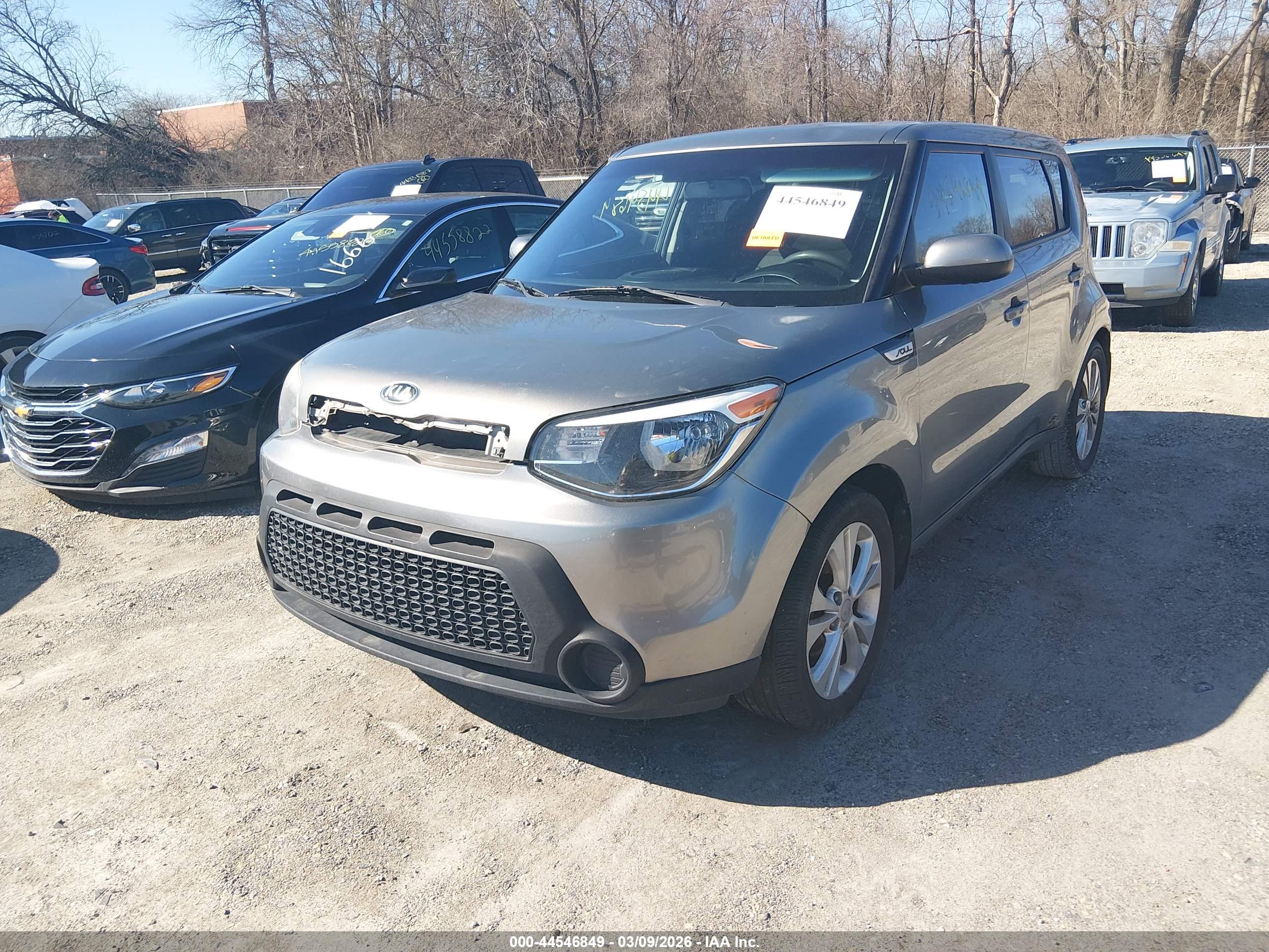 KIA SOUL image 2