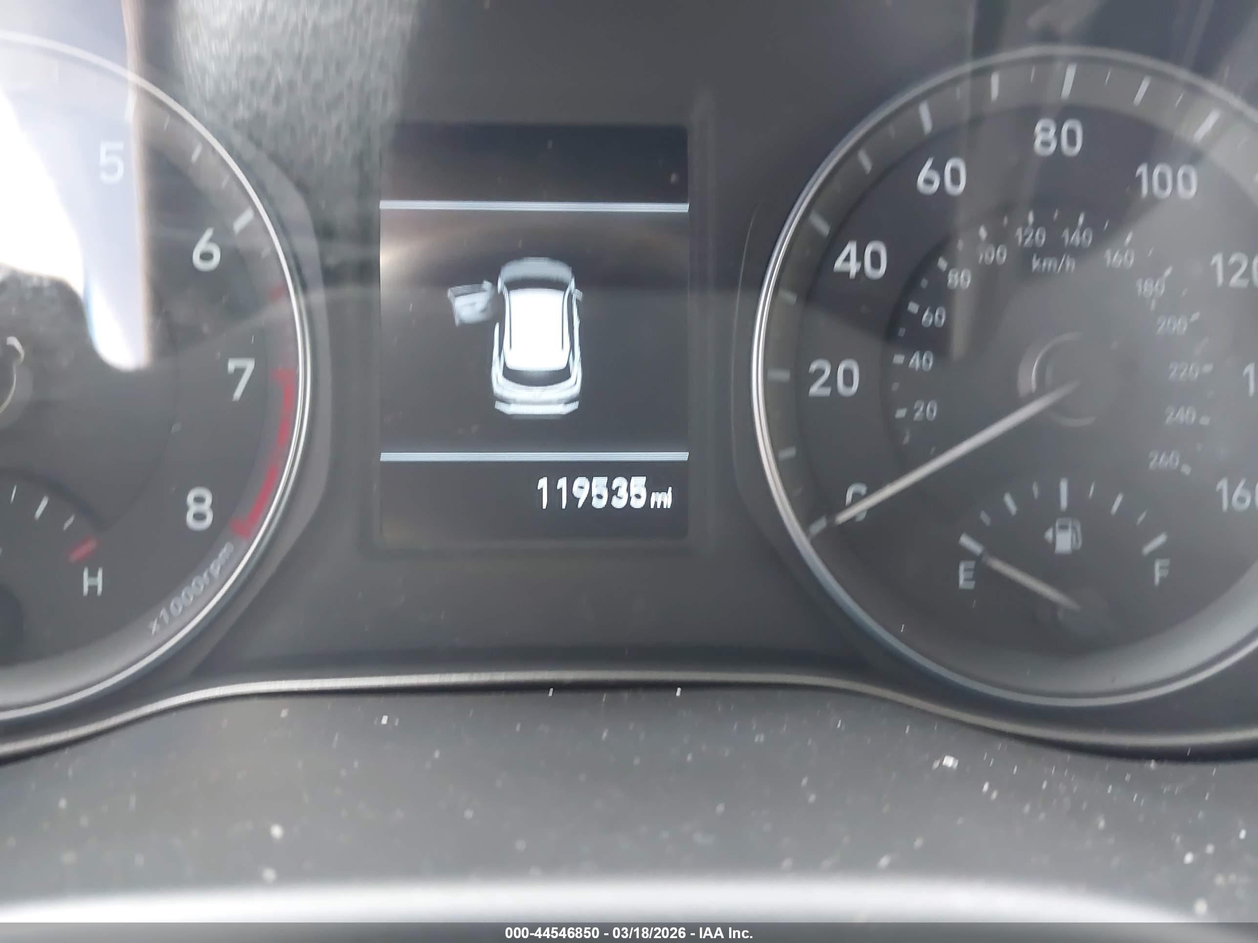HYUNDAI KONA image 7