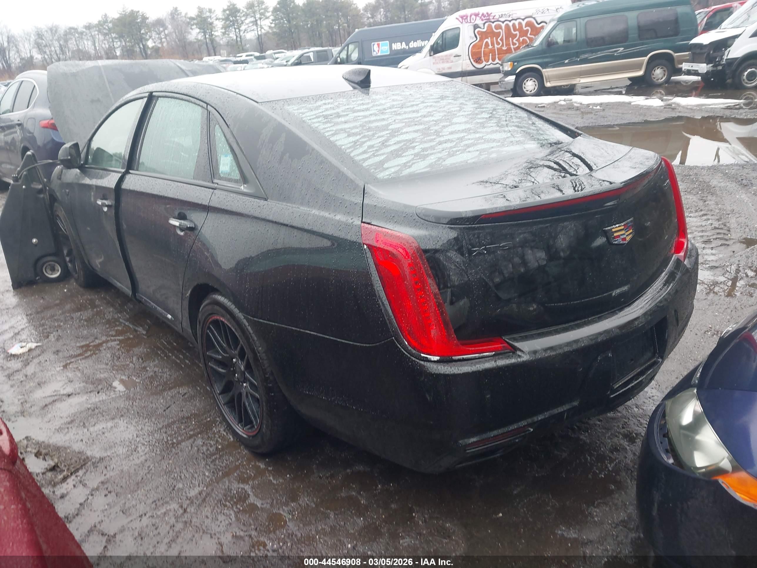 CADILLAC XTS image 3