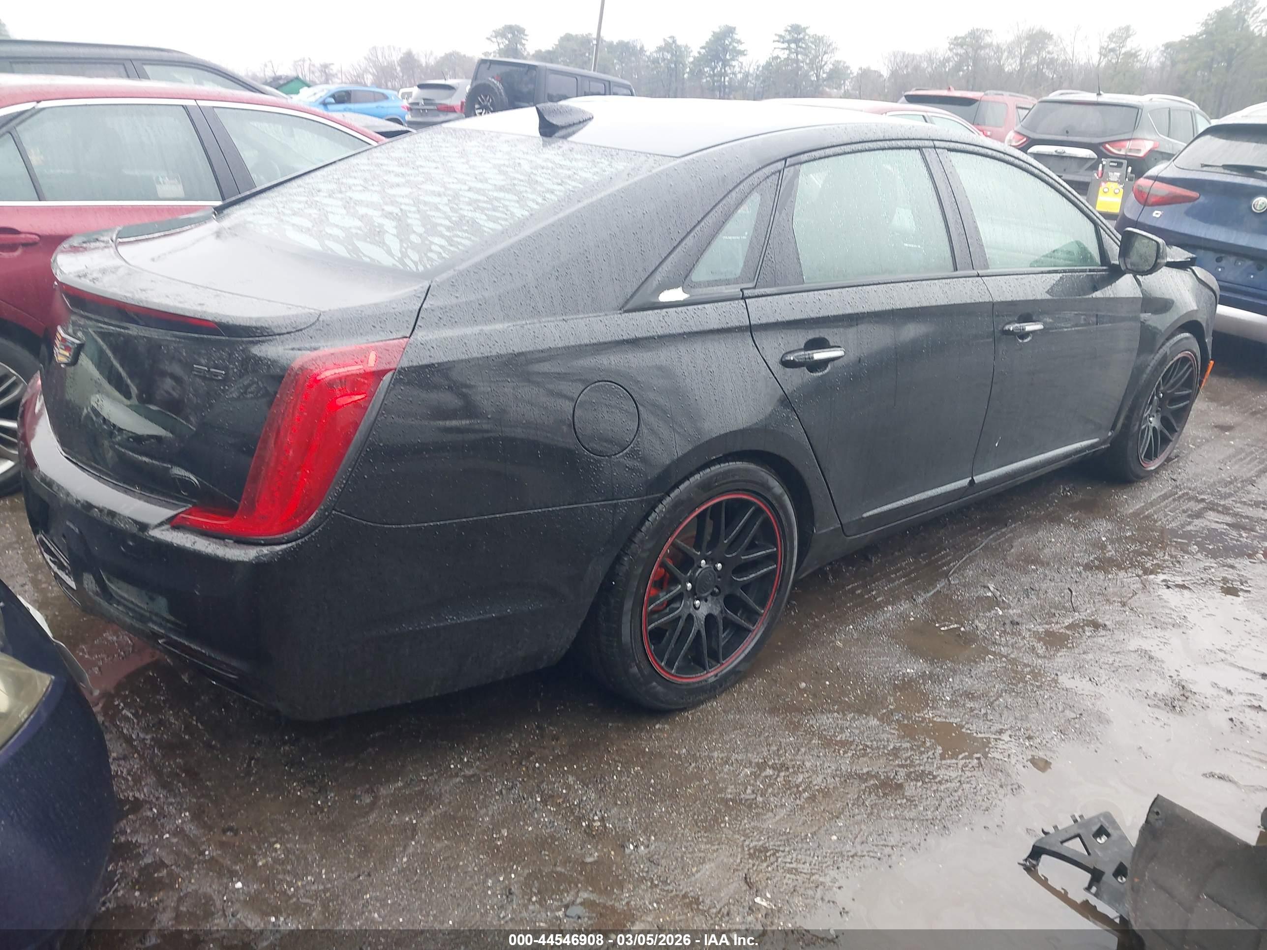 CADILLAC XTS image 4