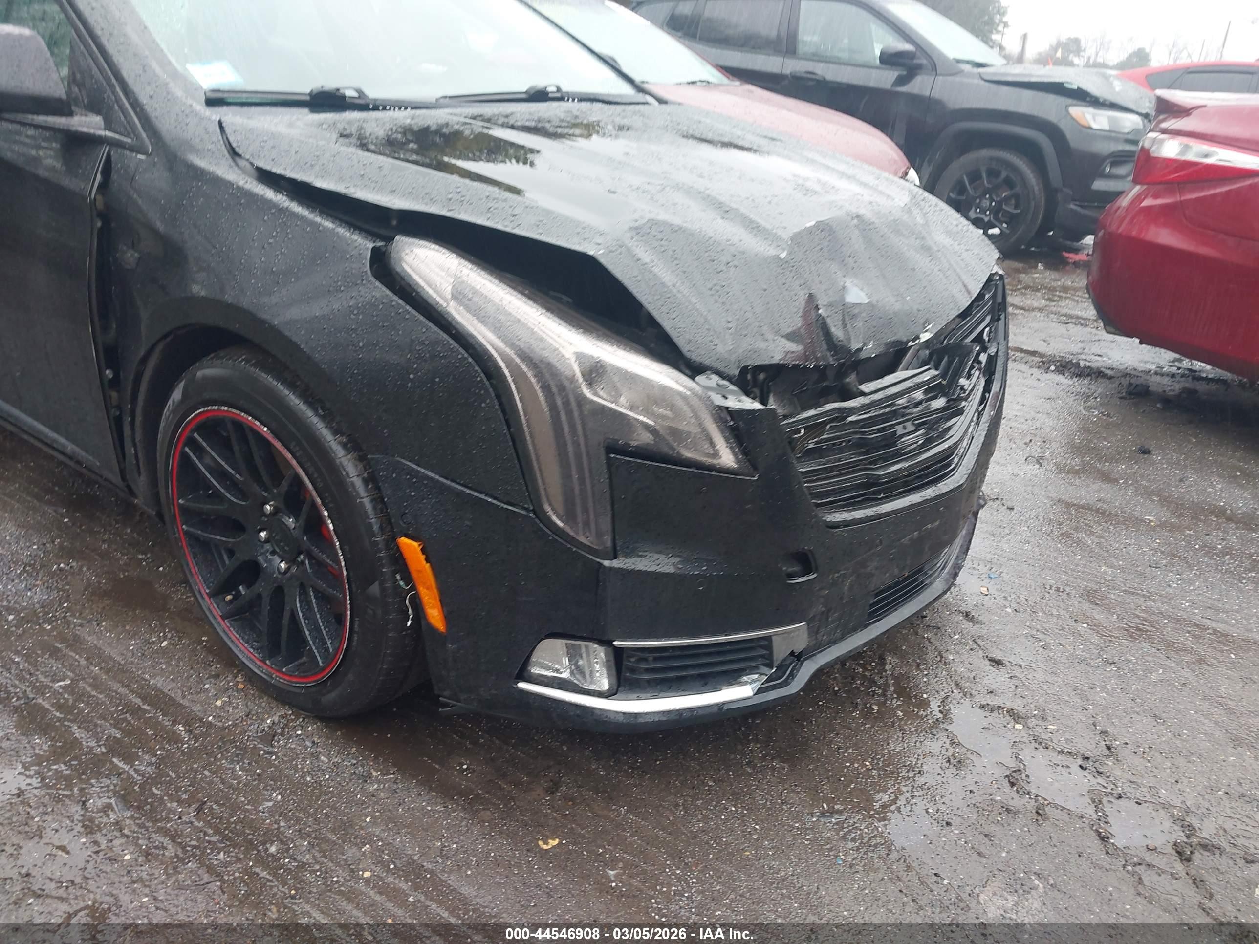 CADILLAC XTS image 6