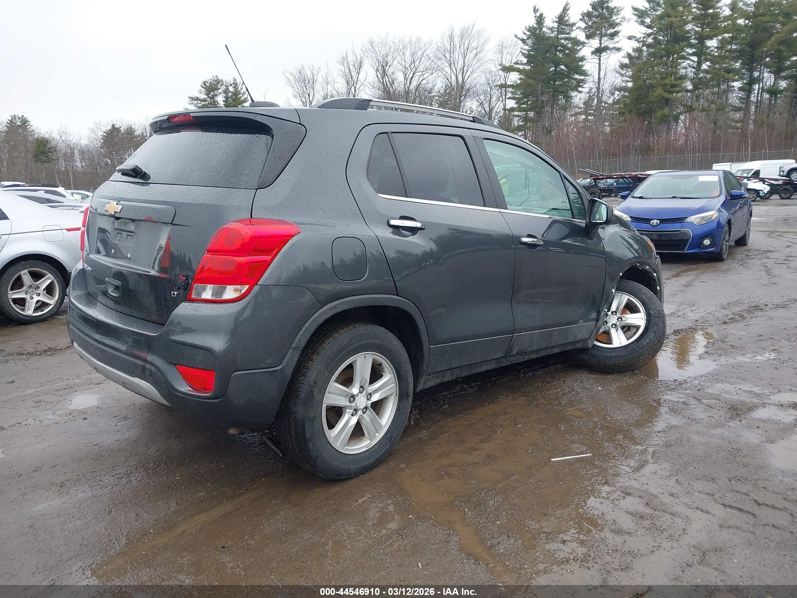 CHEVROLET TRAX image 4