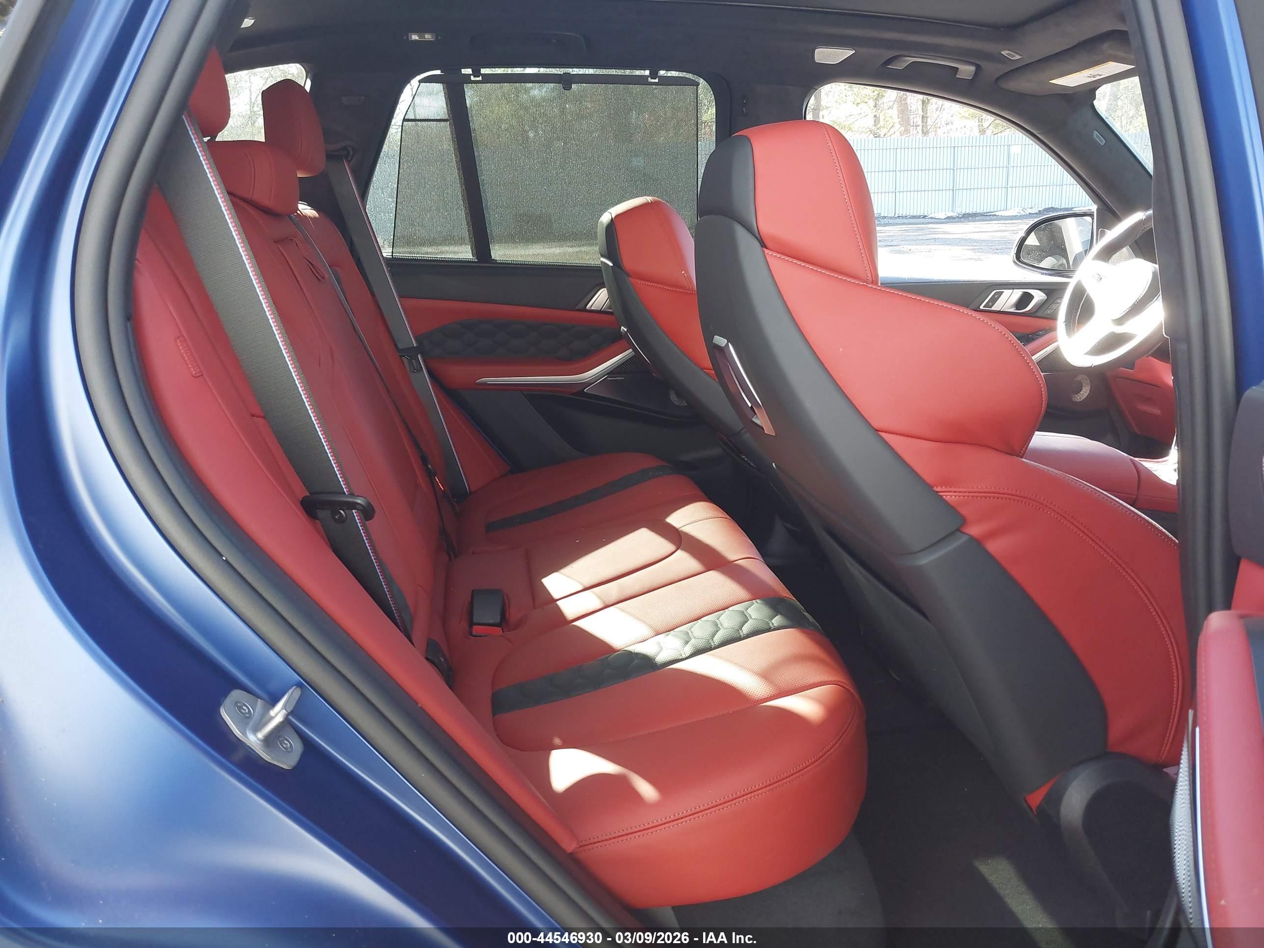 BMW X5 image 8