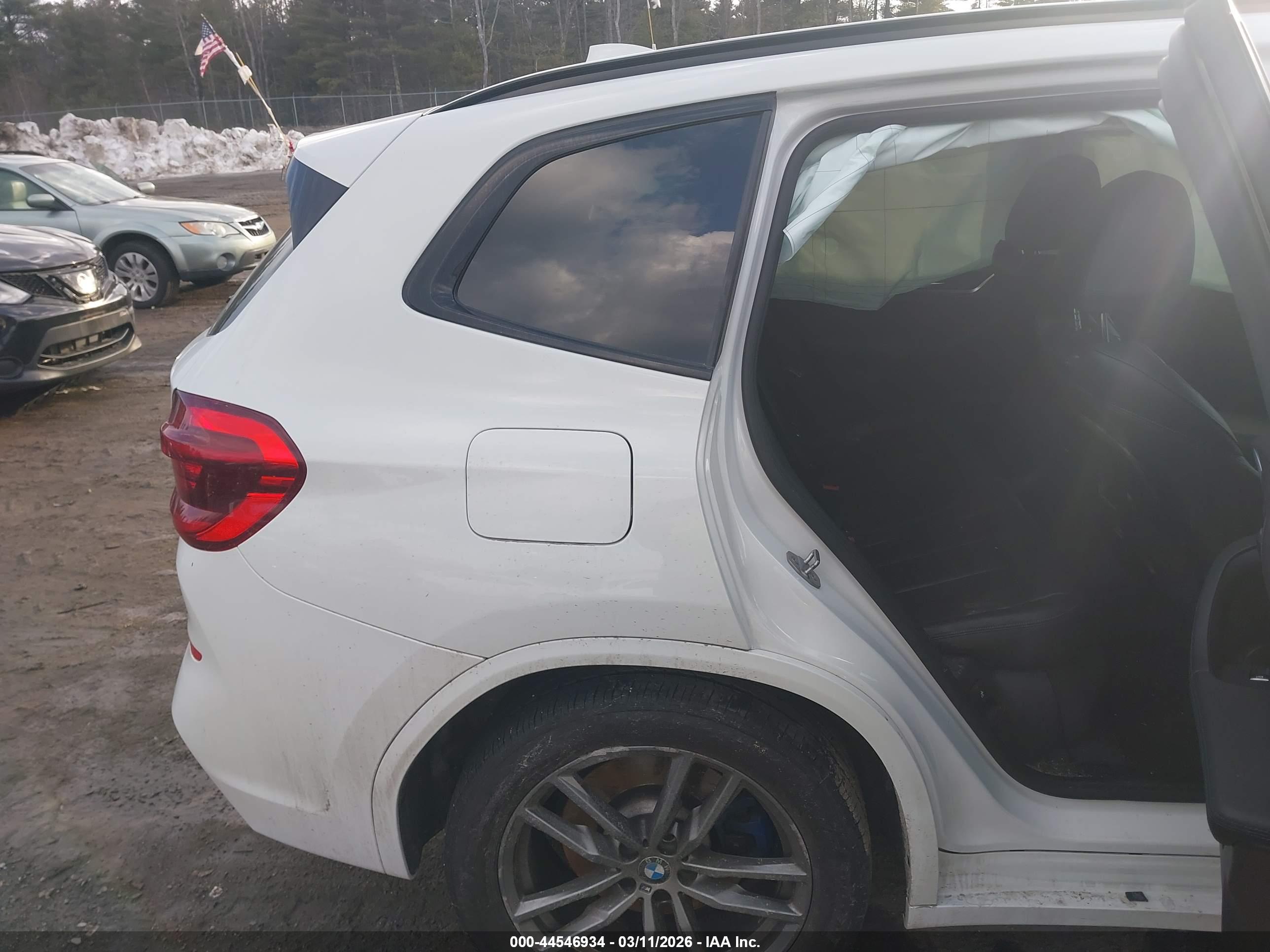BMW X3 image 8