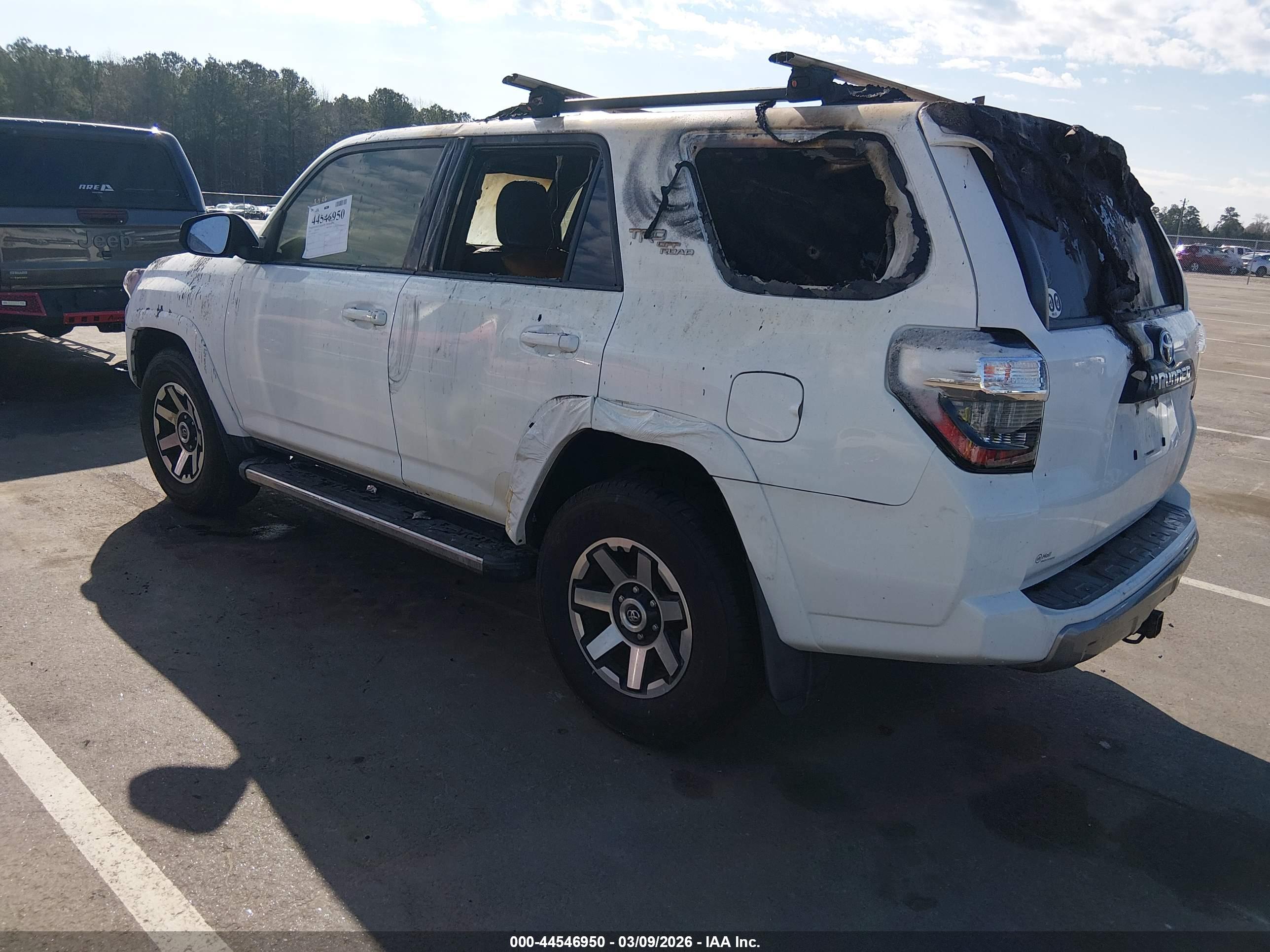 TOYOTA 4RUNNER image 3
