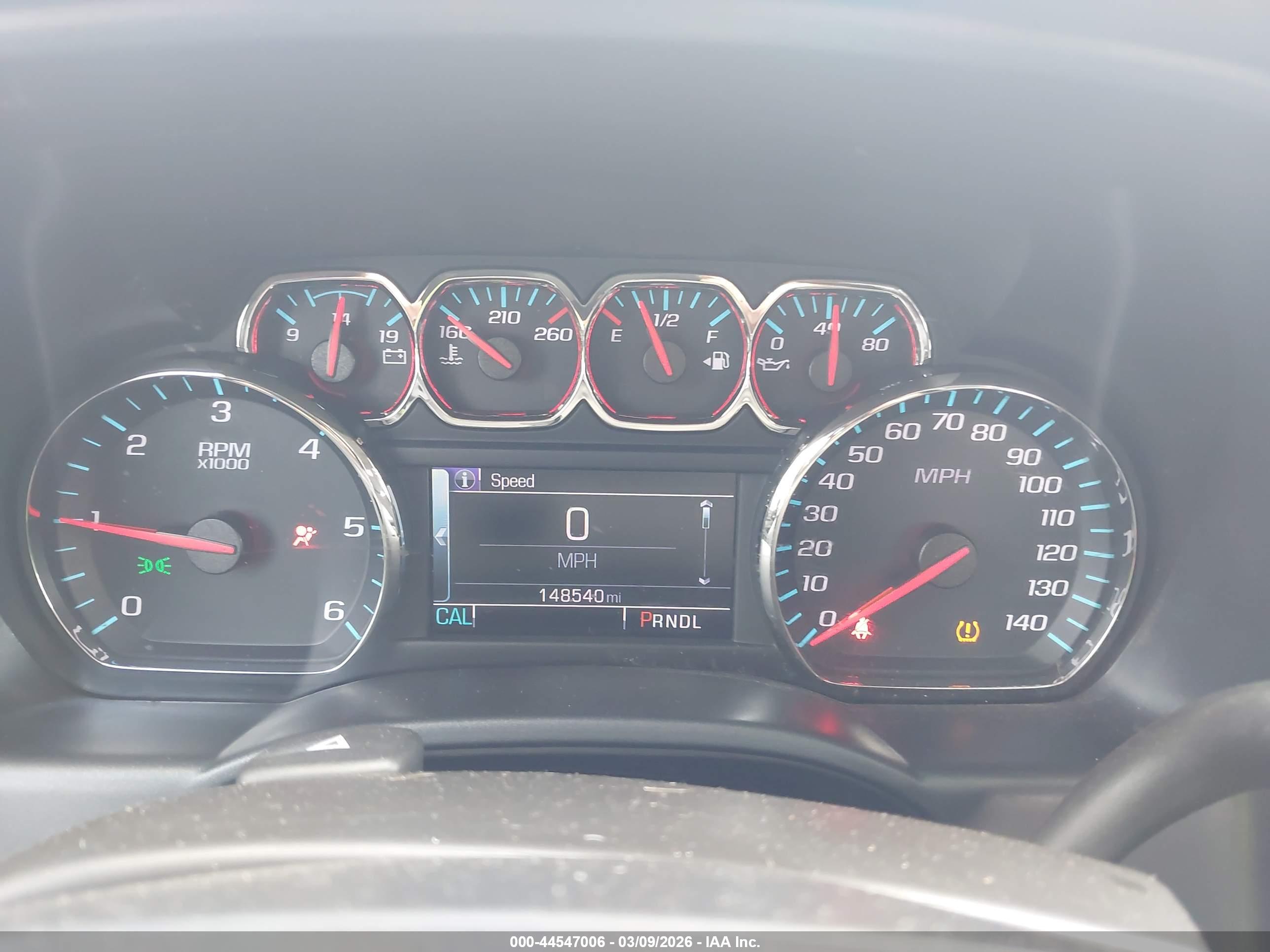 CHEVROLET SILVERADO image 7