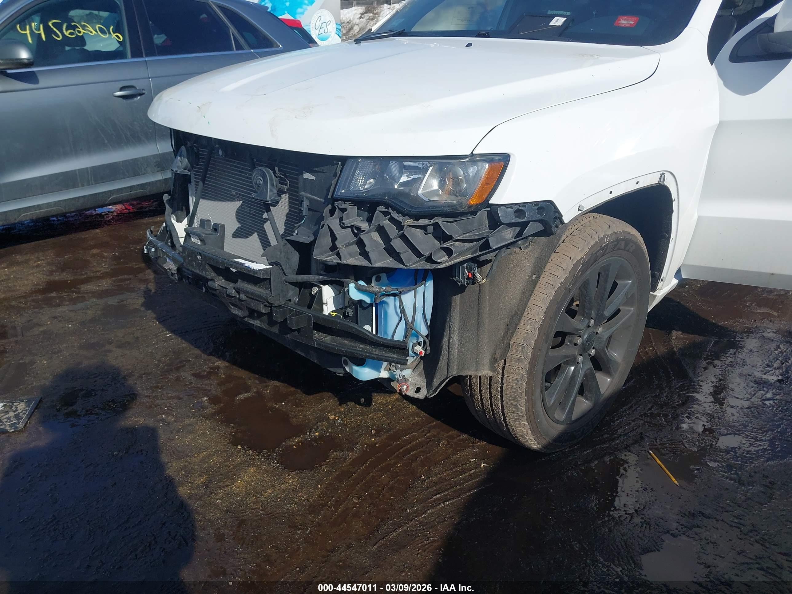 JEEP GRAND image 6