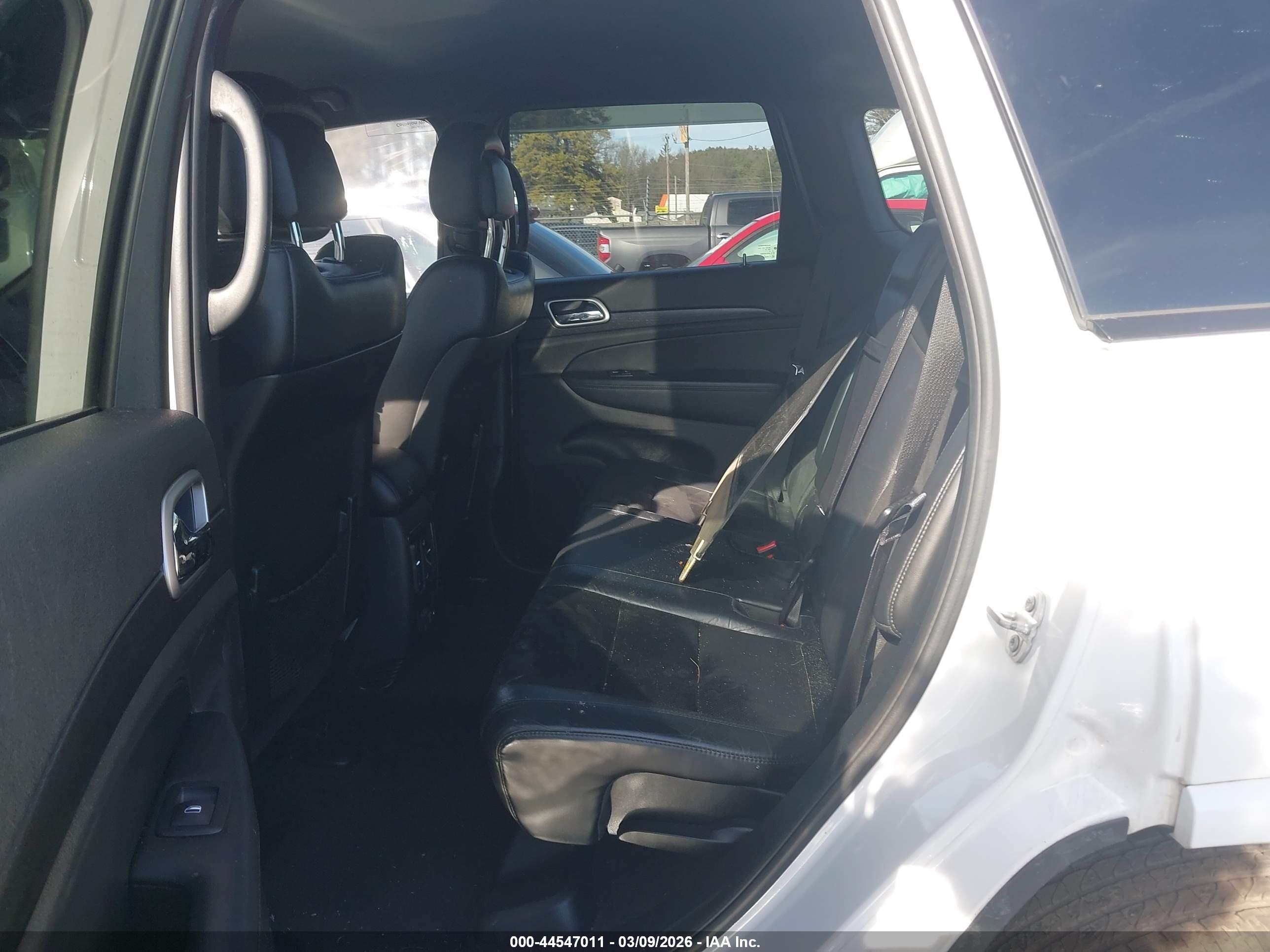JEEP GRAND image 8