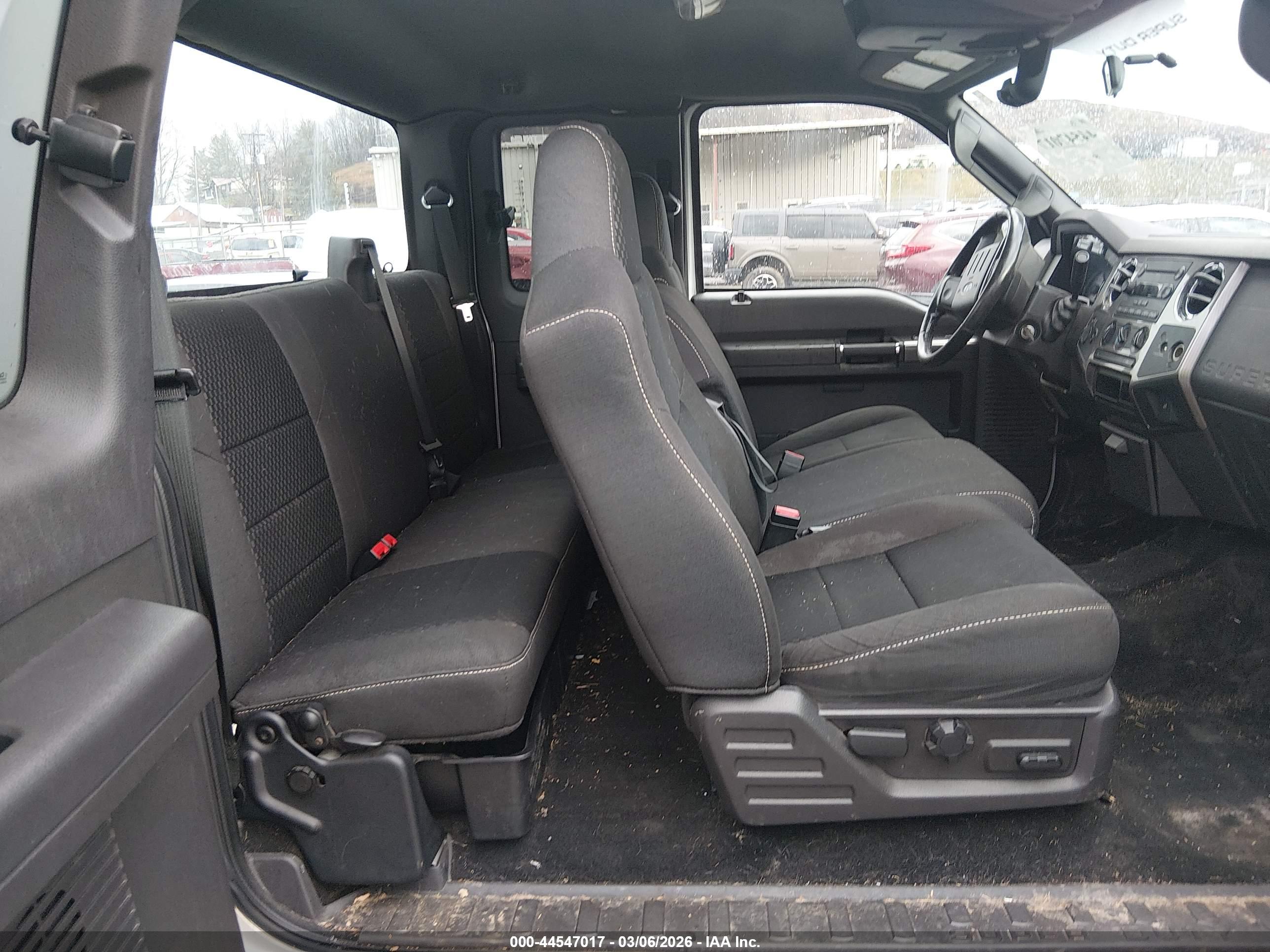 FORD F-250 image 8